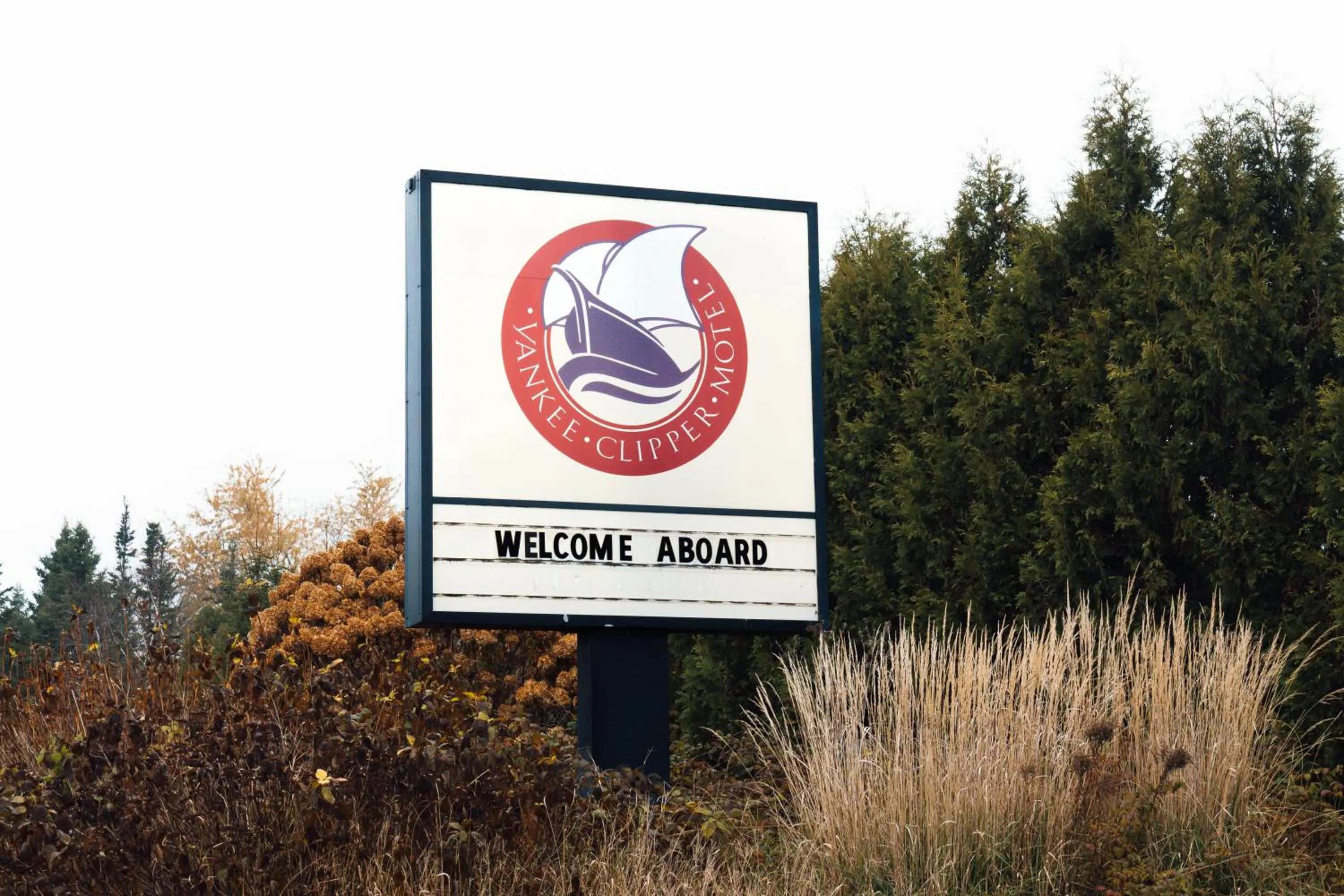 Day in Yankee Clipper Motel