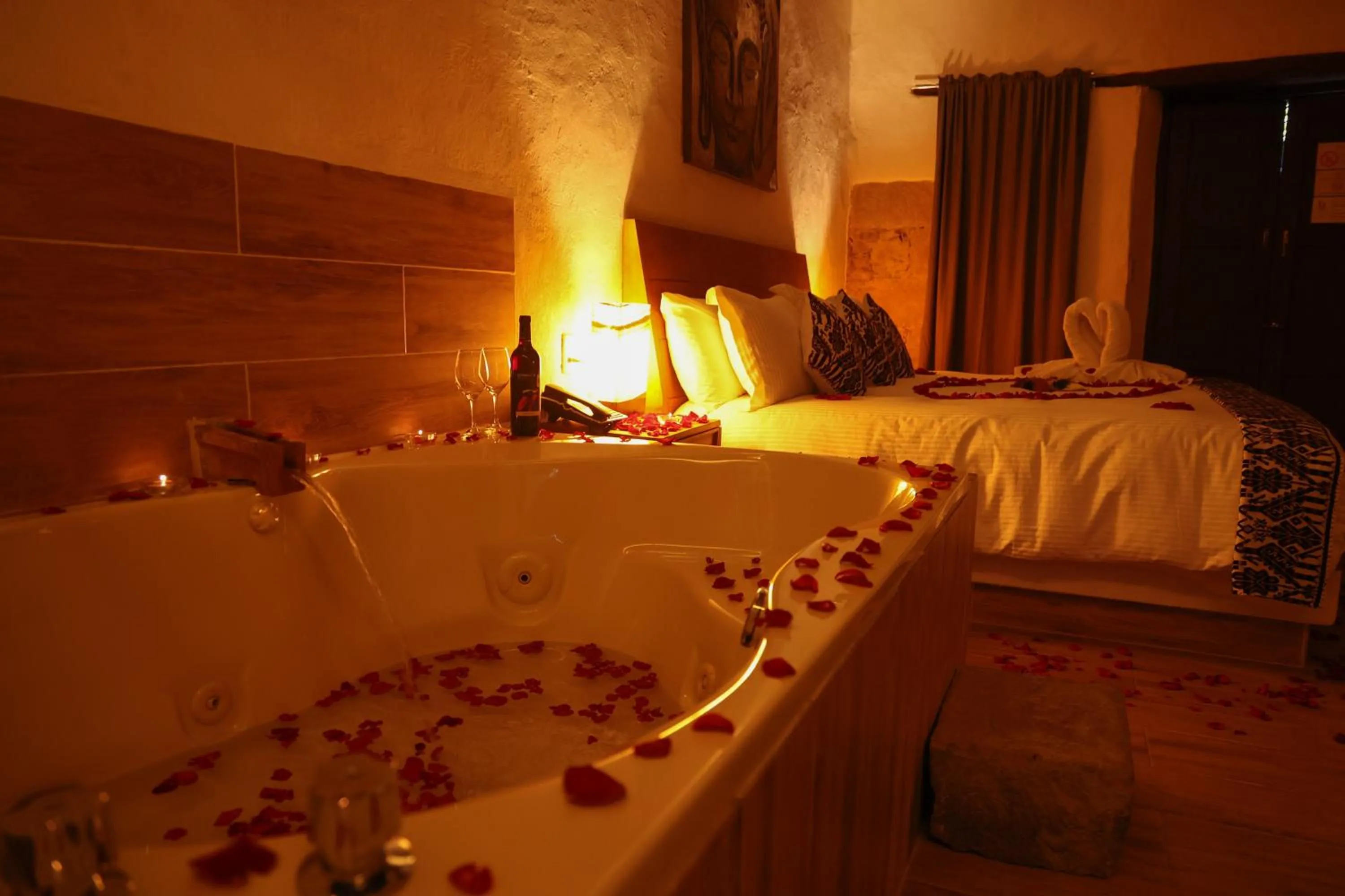 Bed in Mesón De Leyendas Breakfast & Downtown