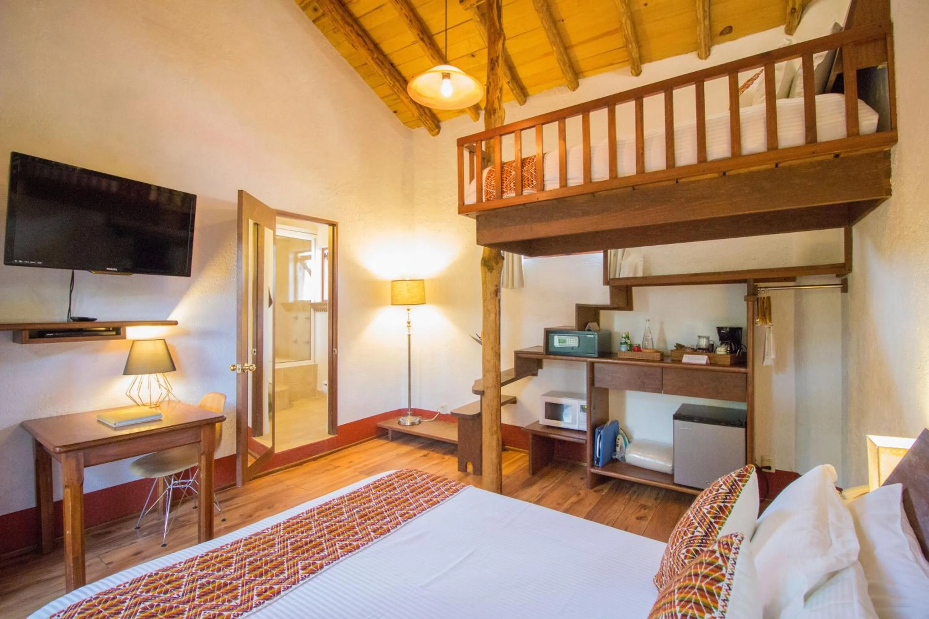 Bed in Mesón De Leyendas Breakfast & Downtown