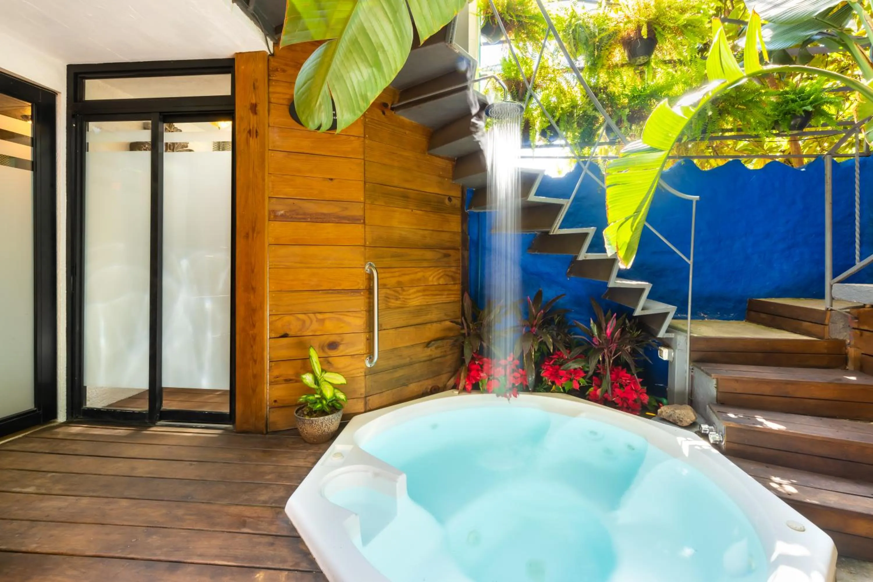 Day in Mesón De Leyendas Breakfast & Downtown