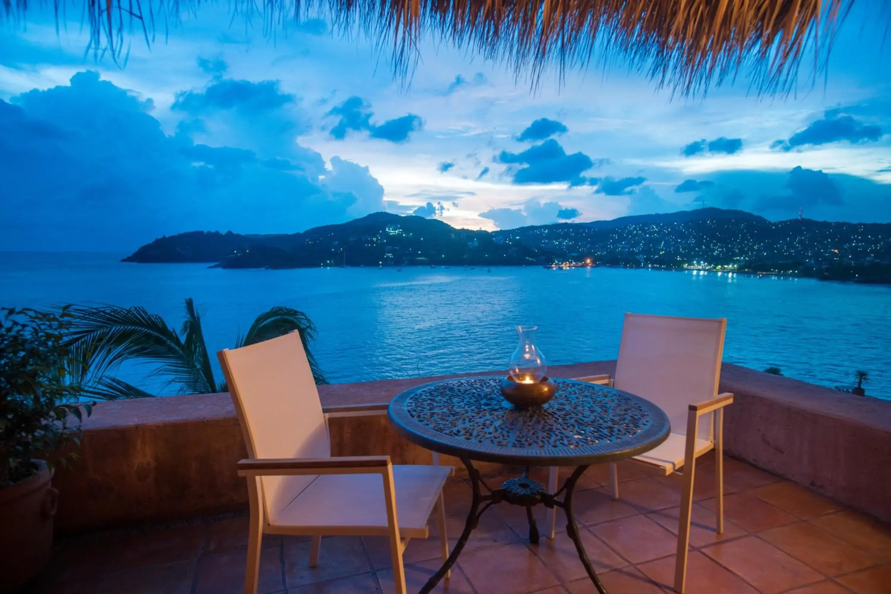 Terrace Suite Oceanfront in La Casa Que Canta Terrace Suite Oceanfront in La Casa Que Canta