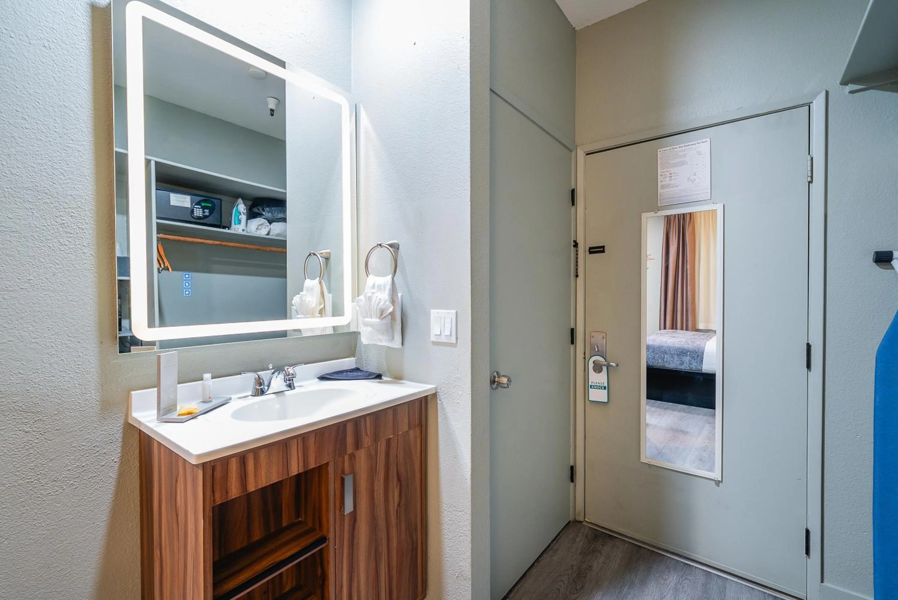 Bed in Urban Boutique Hotel- Little Italy, Downtown San Diego