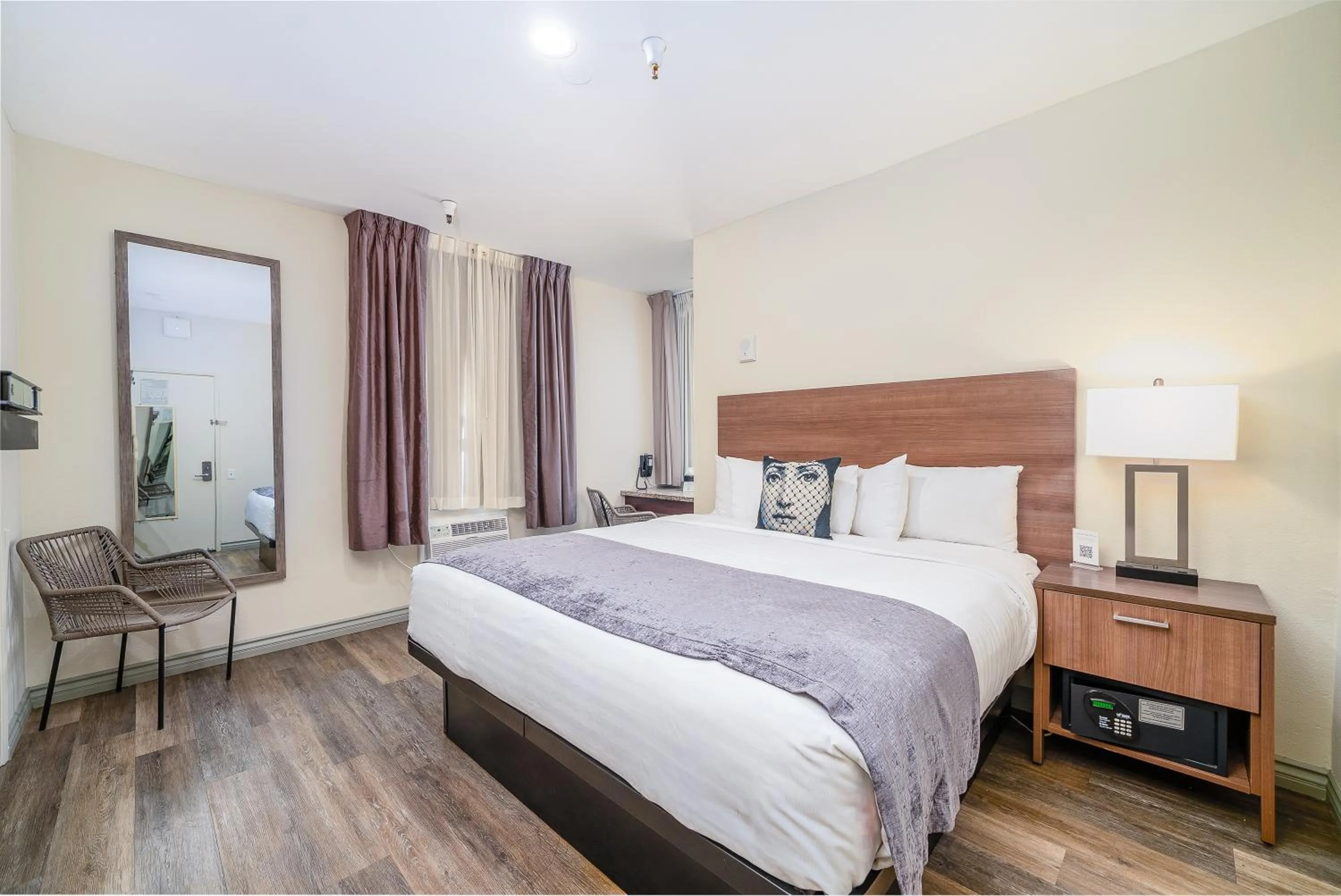 Bedroom, Bed in Urban Boutique Hotel- Little Italy, Downtown San Diego