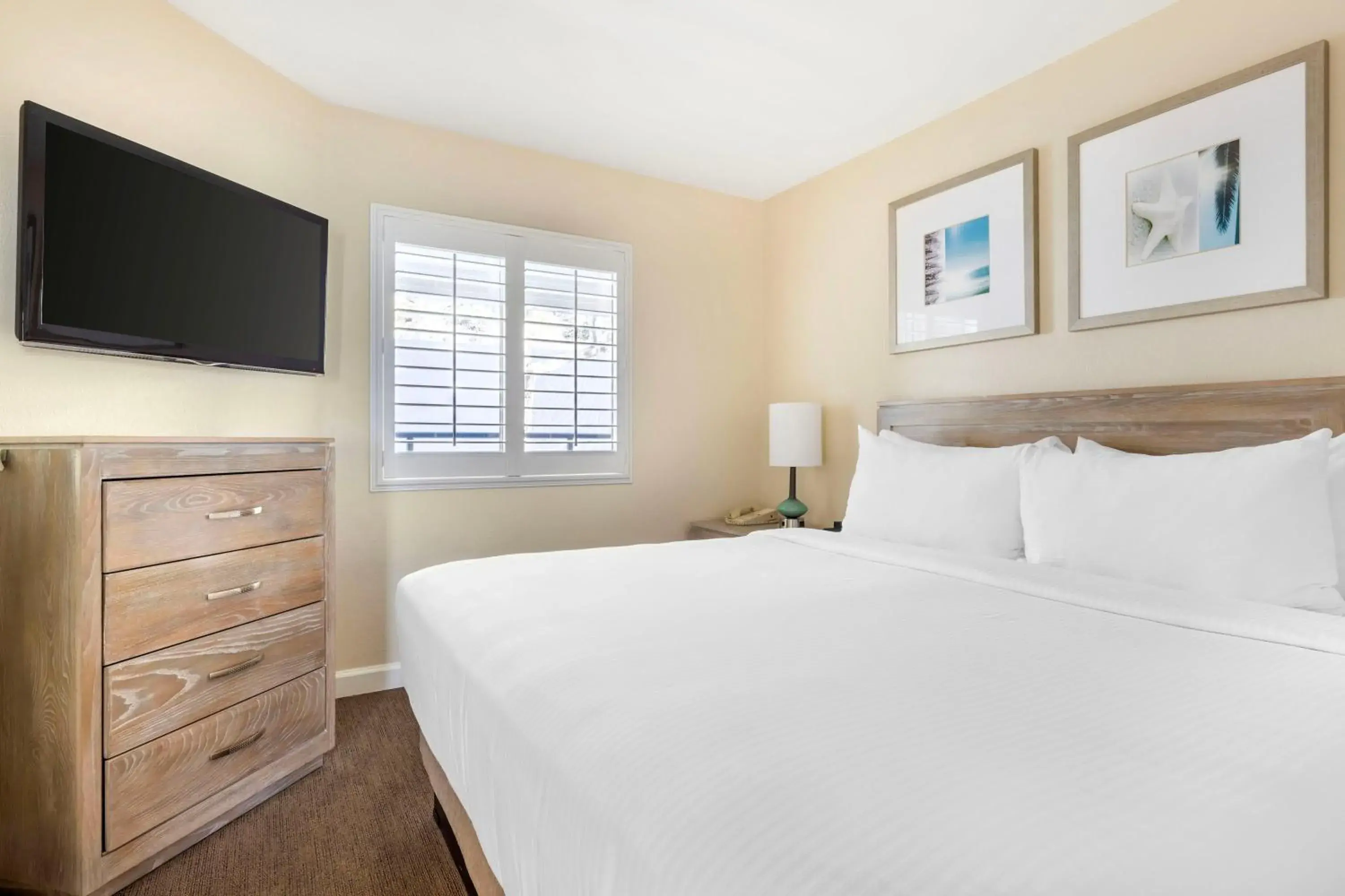 Bed in Hilton Vacation Club Riviera Beach & Shores Bed in Hilton Vacation Club Riviera Beach & Shores