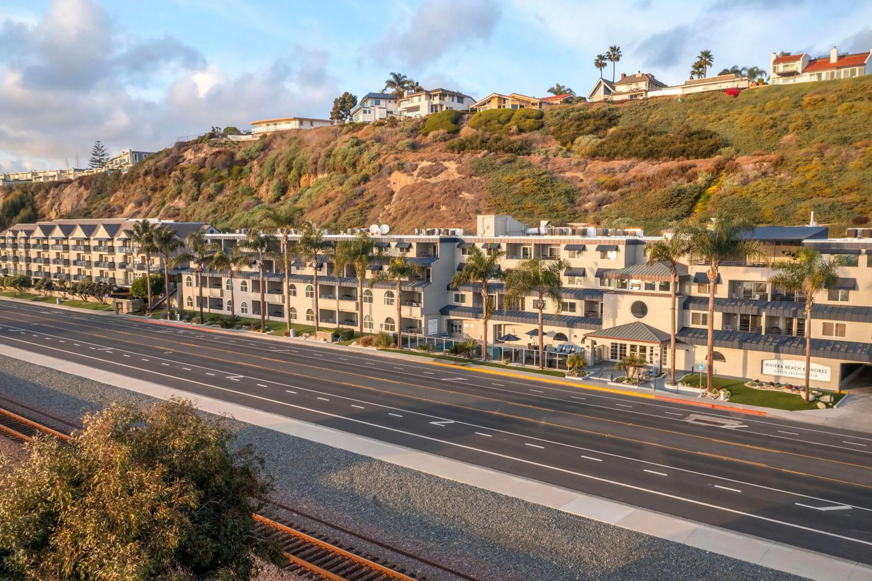 Property building in Hilton Vacation Club Riviera Beach & Shores