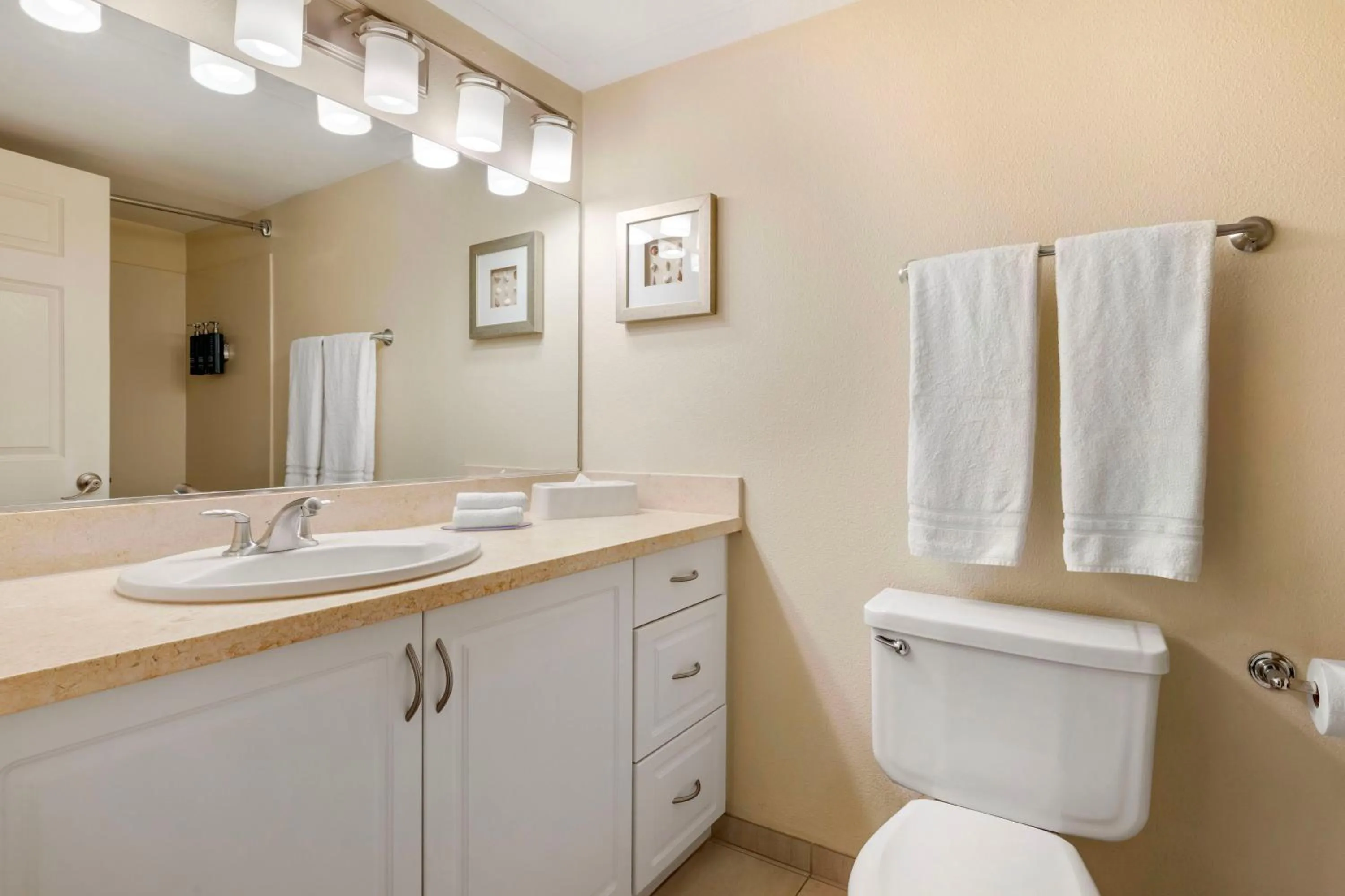 Bathroom in Hilton Vacation Club Riviera Beach & Shores