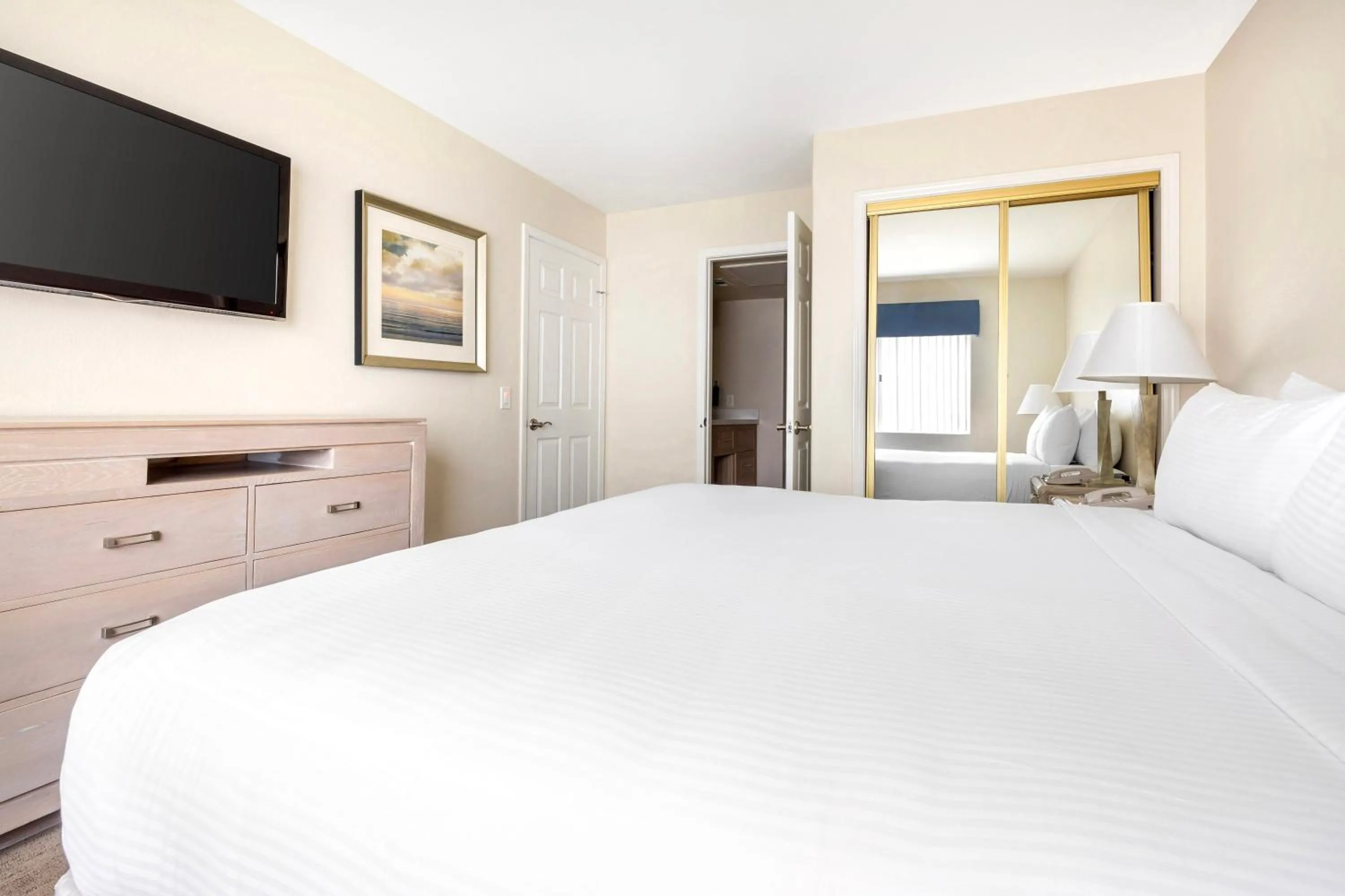 Bed in Hilton Vacation Club Riviera Beach & Shores