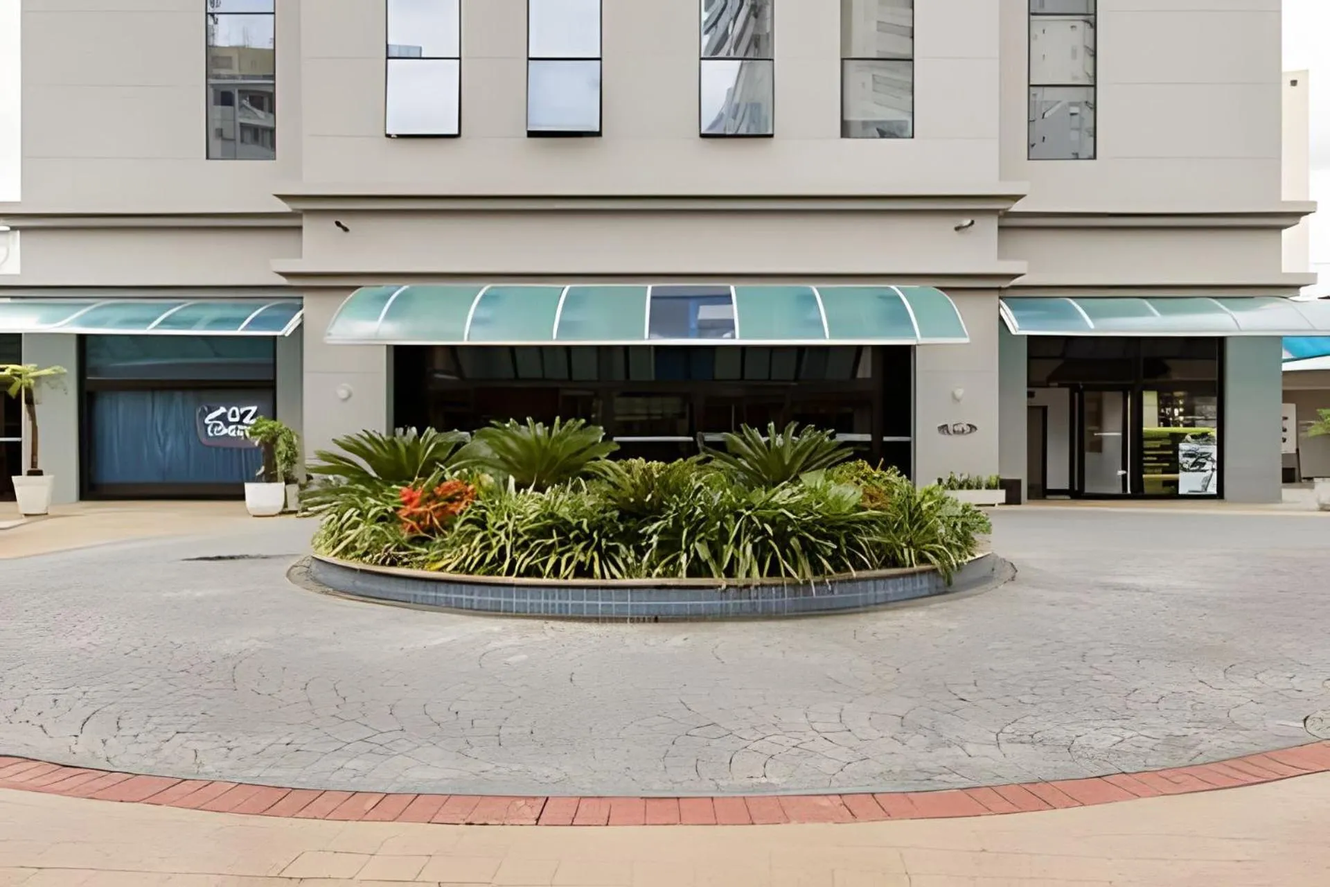 Property building in Hospedez - Flat Osasco Trade Center