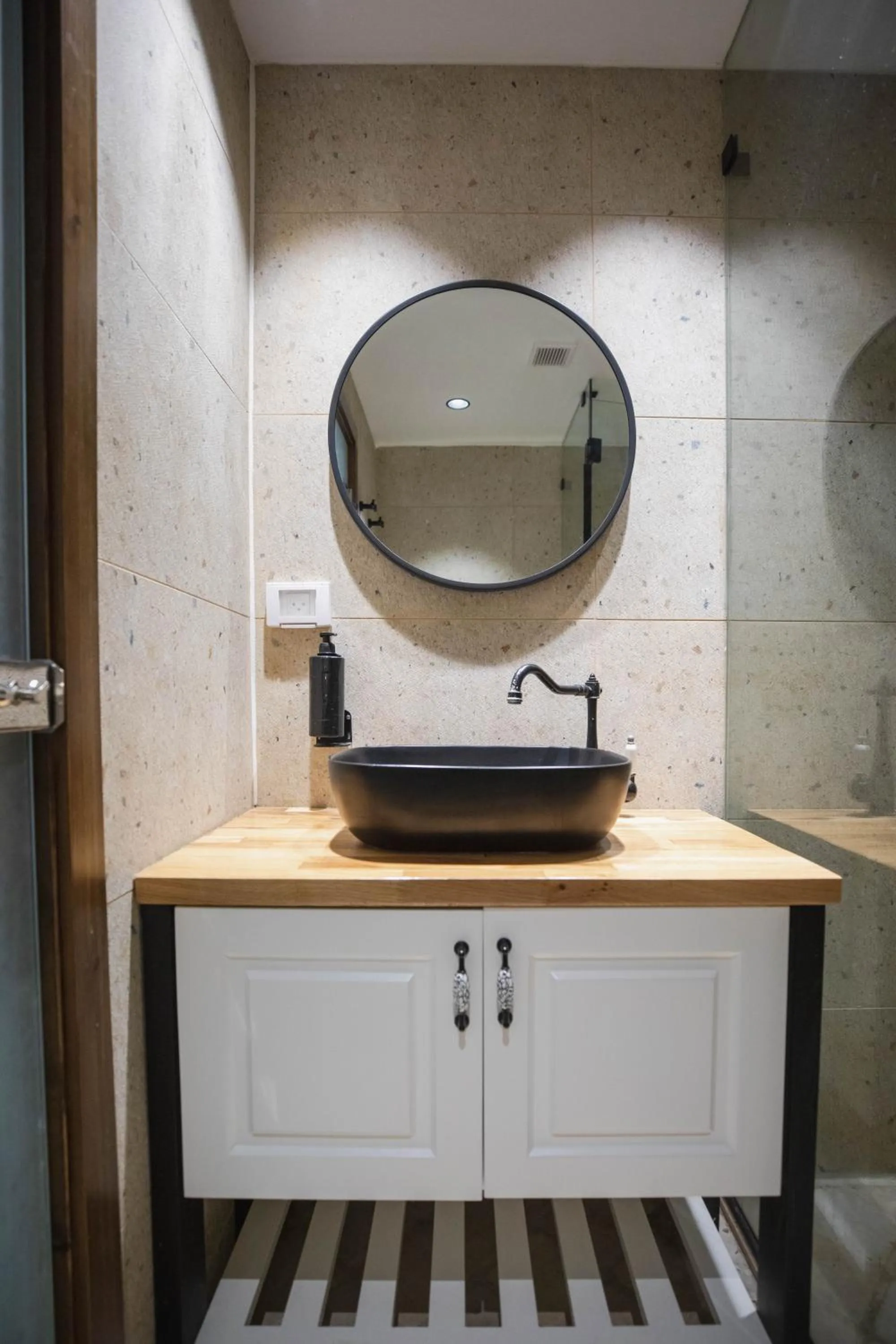 Bathroom in Jacob Mitzpe Ramon