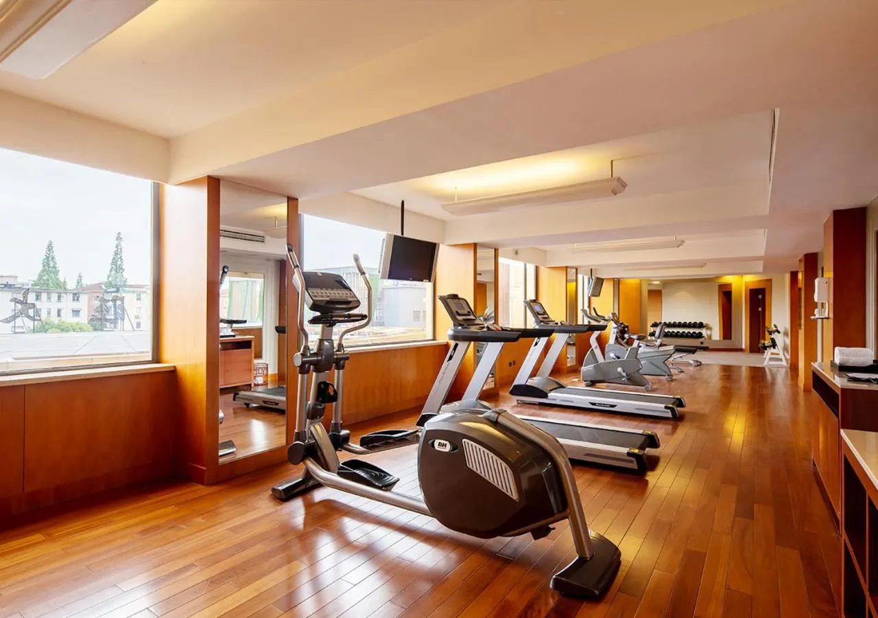 Fitness centre/facilities in San Want Hotel Shanghai