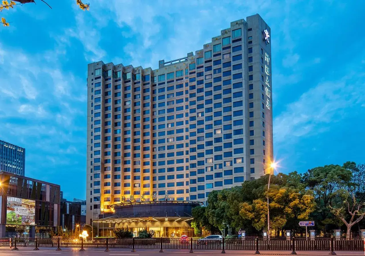 Property building in San Want Hotel Shanghai Property building in San Want Hotel Shanghai