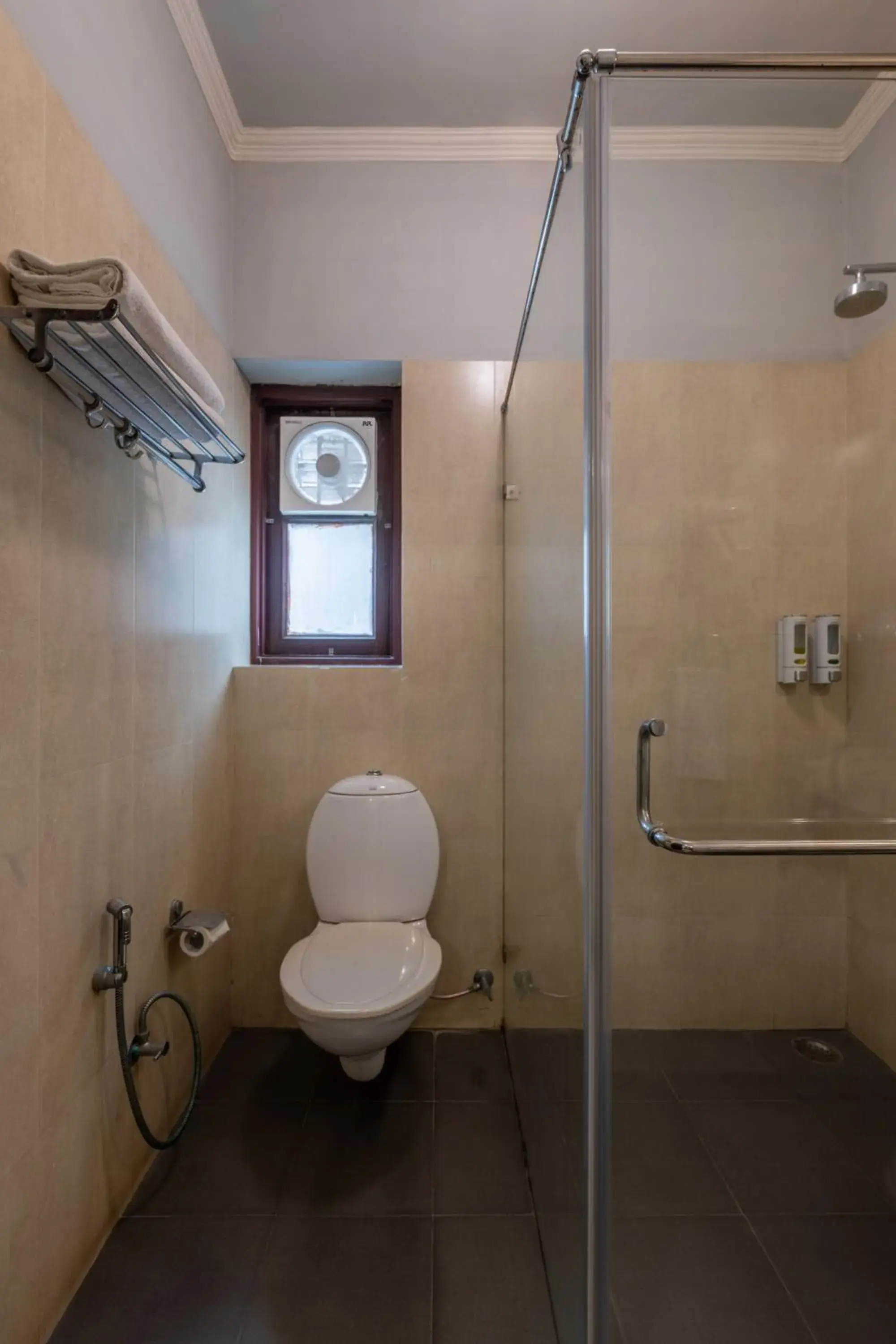 Shower in Rajasthan Palace - A Heritage Boutique Hotel in Jaipur Shower in Rajasthan Palace - A Heritage Boutique Hotel in Jaipur