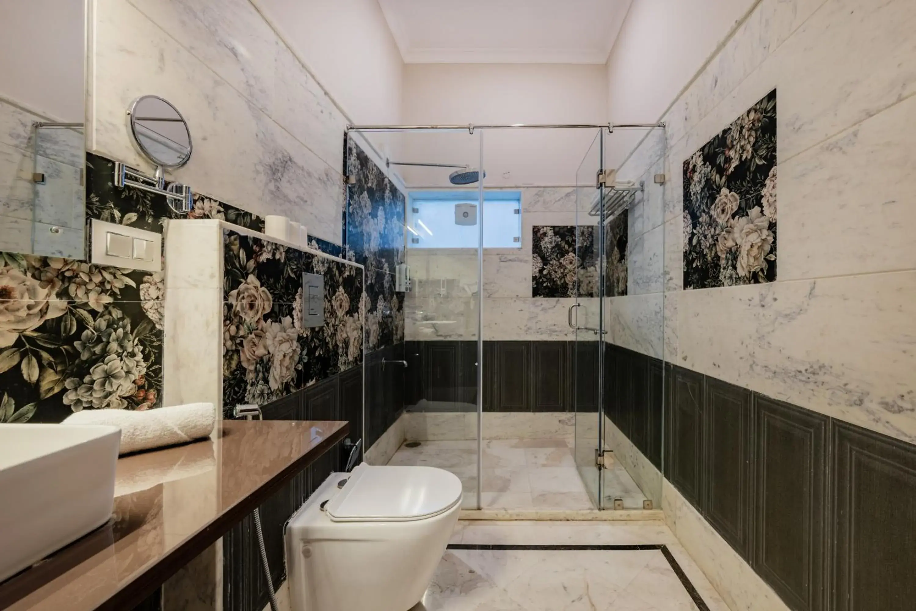 Bathroom in Rajasthan Palace - A Heritage Boutique Hotel in Jaipur Bathroom in Rajasthan Palace - A Heritage Boutique Hotel in Jaipur