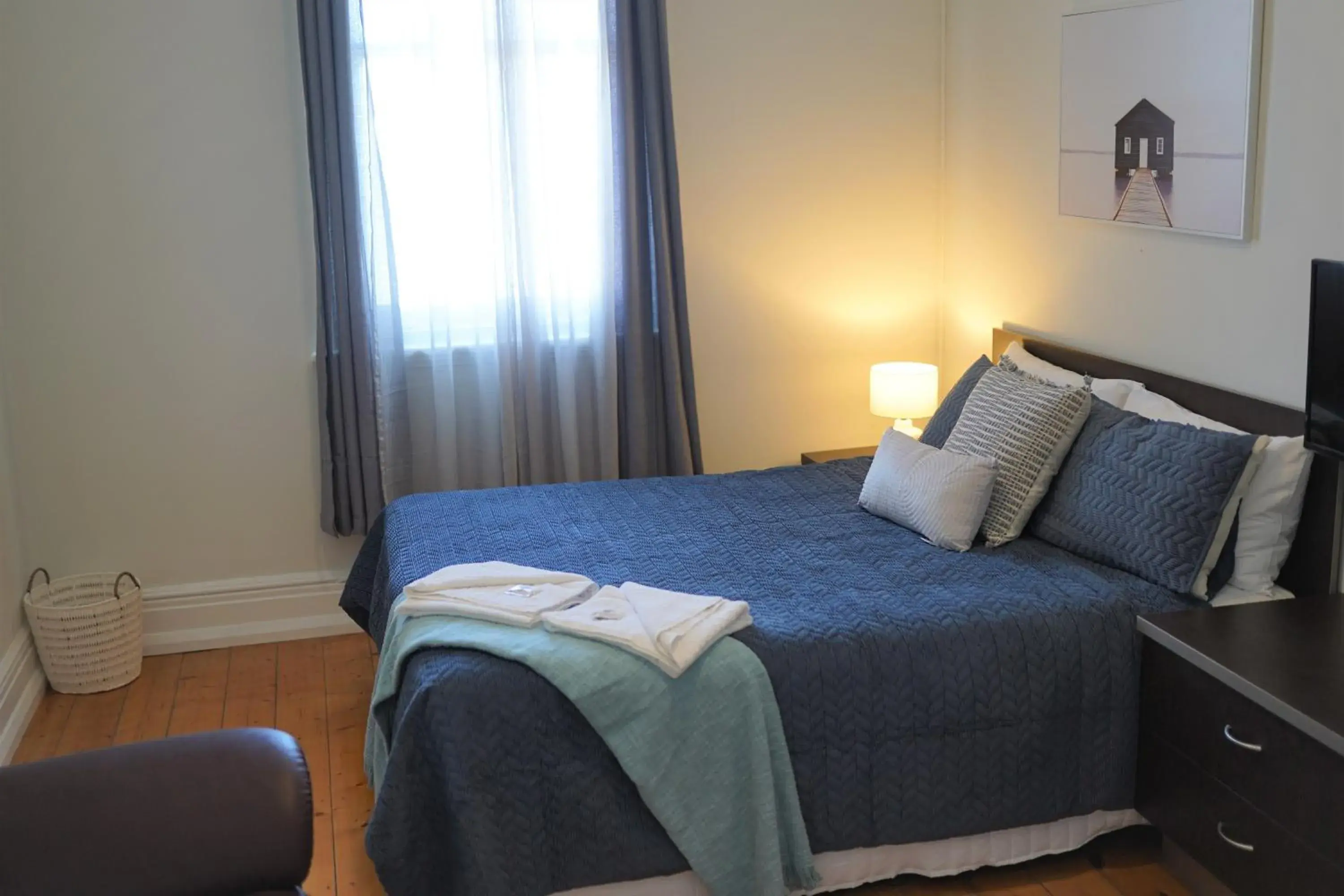 Bed in The Beaconsfield Hotel Bed in The Beaconsfield Hotel