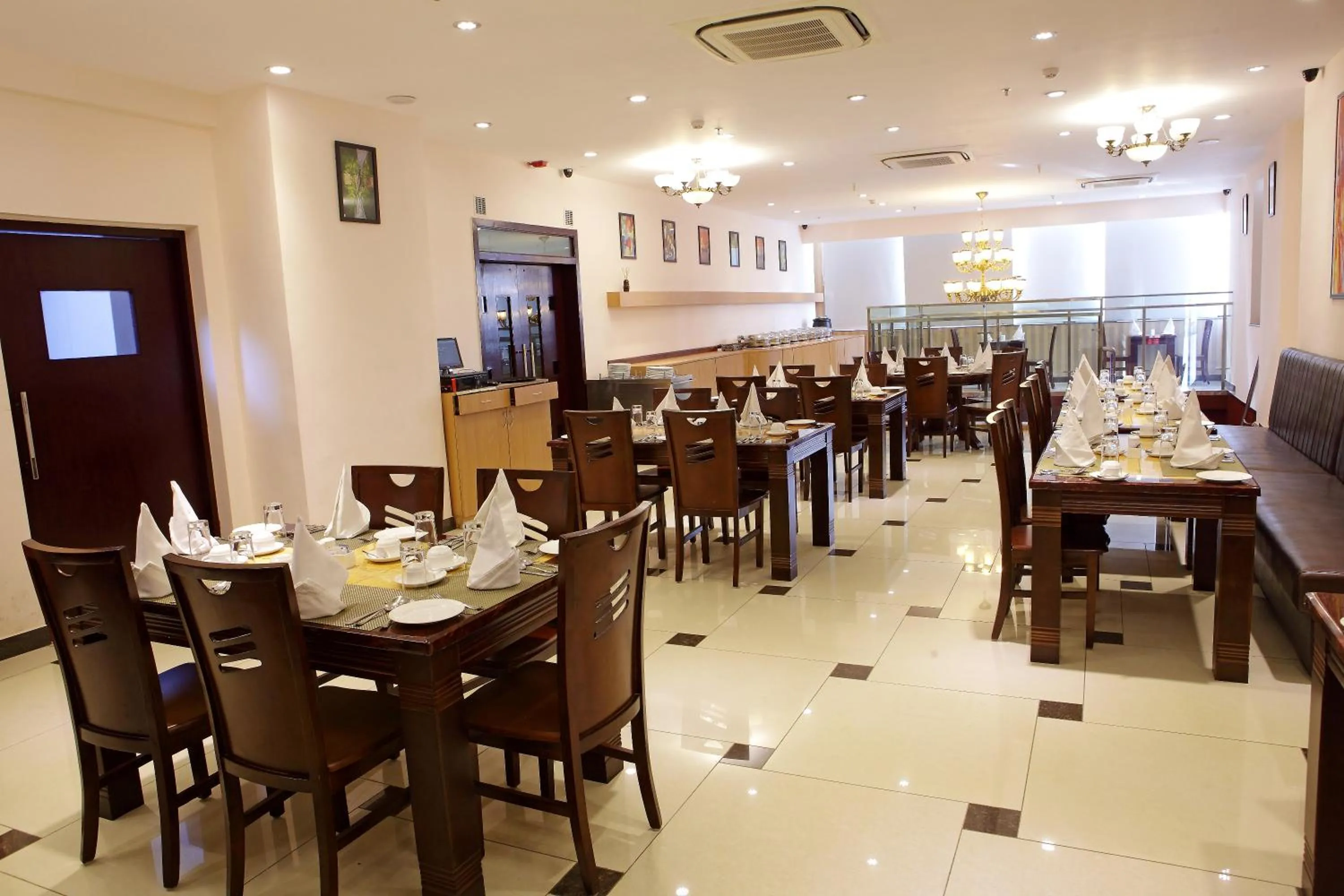 Restaurant/places to eat in Fern Residency Jodhpur