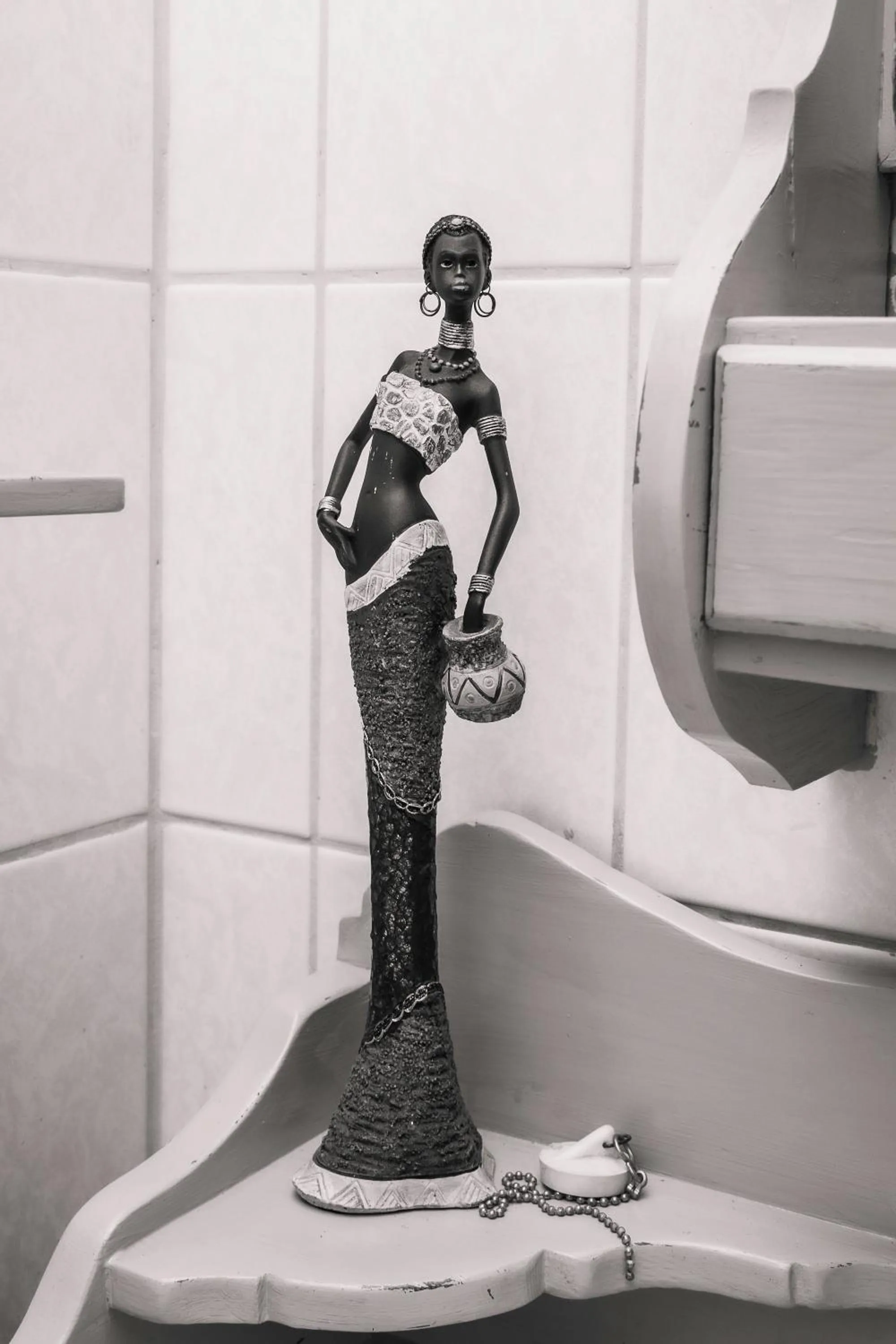 Decorative detail in Mereke Manor