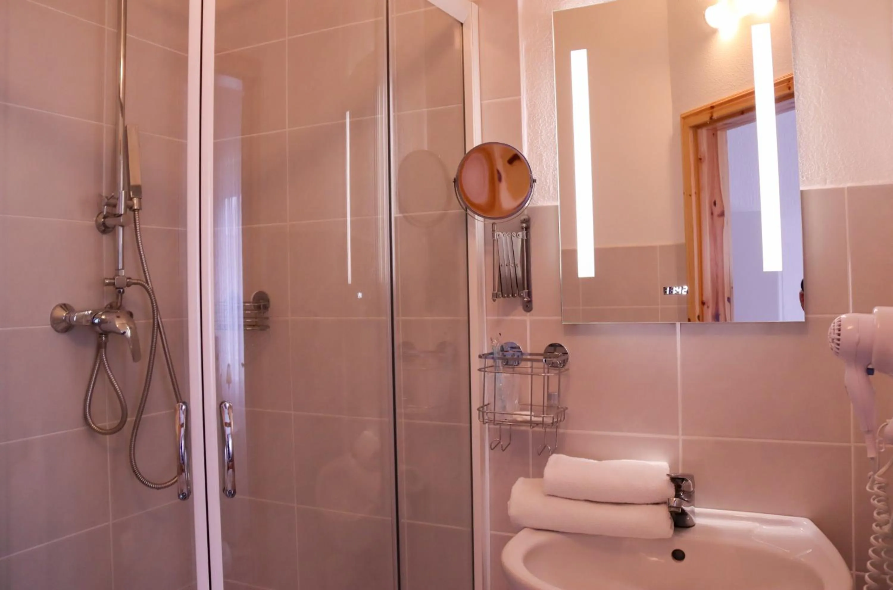 Bathroom in Landhotel-Restaurant Schwalbennest