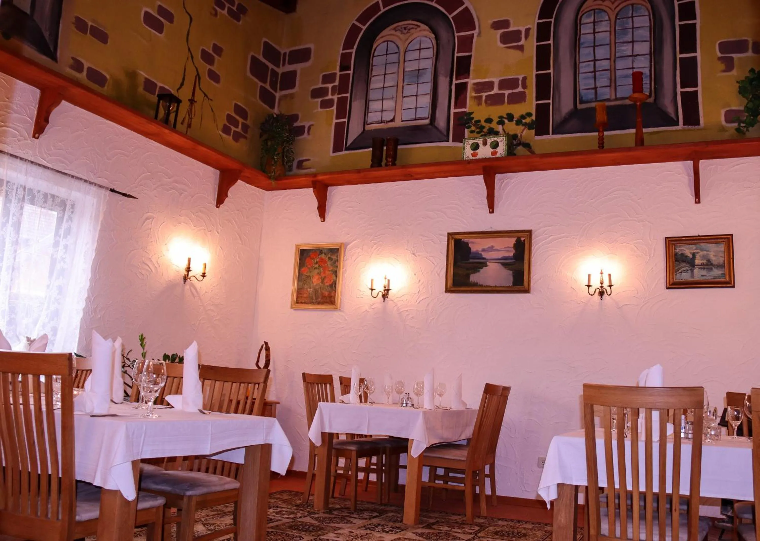 Restaurant/places to eat in Landhotel-Restaurant Schwalbennest