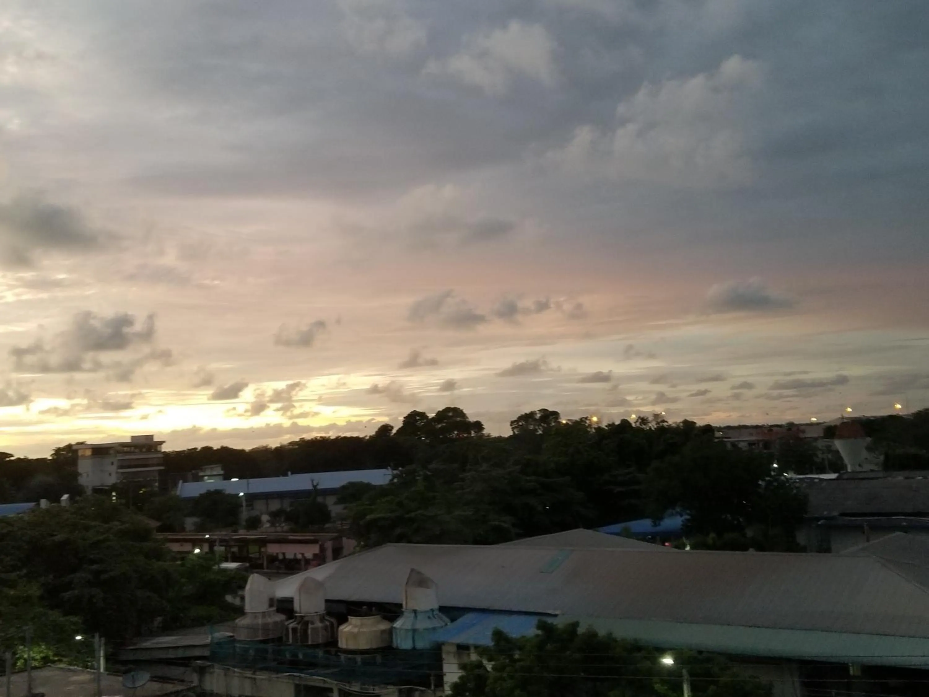 KINGS GATE Airport TRANSIT HOTEL