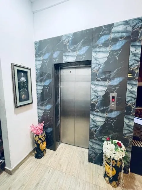 KINGS GATE Airport TRANSIT HOTEL