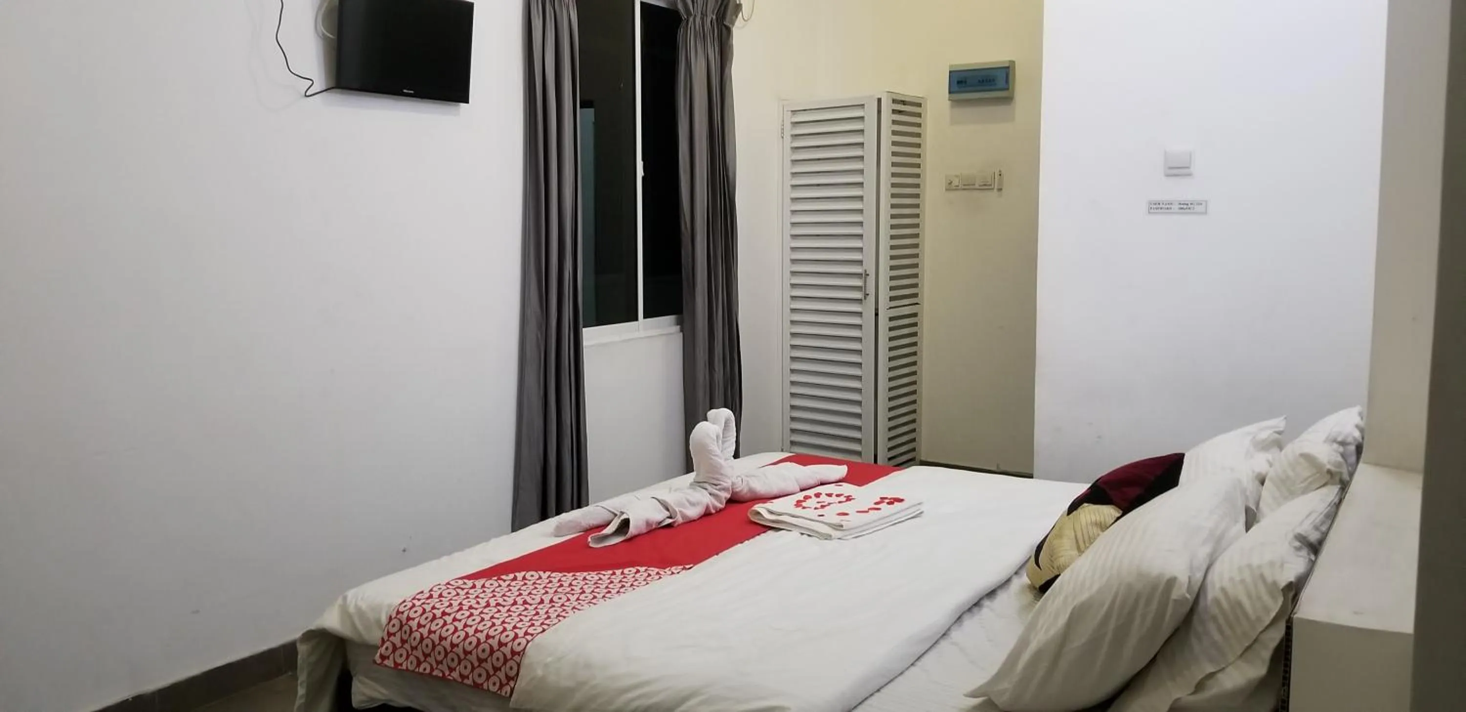 Bed in KINGS GATE Airport TRANSIT HOTEL