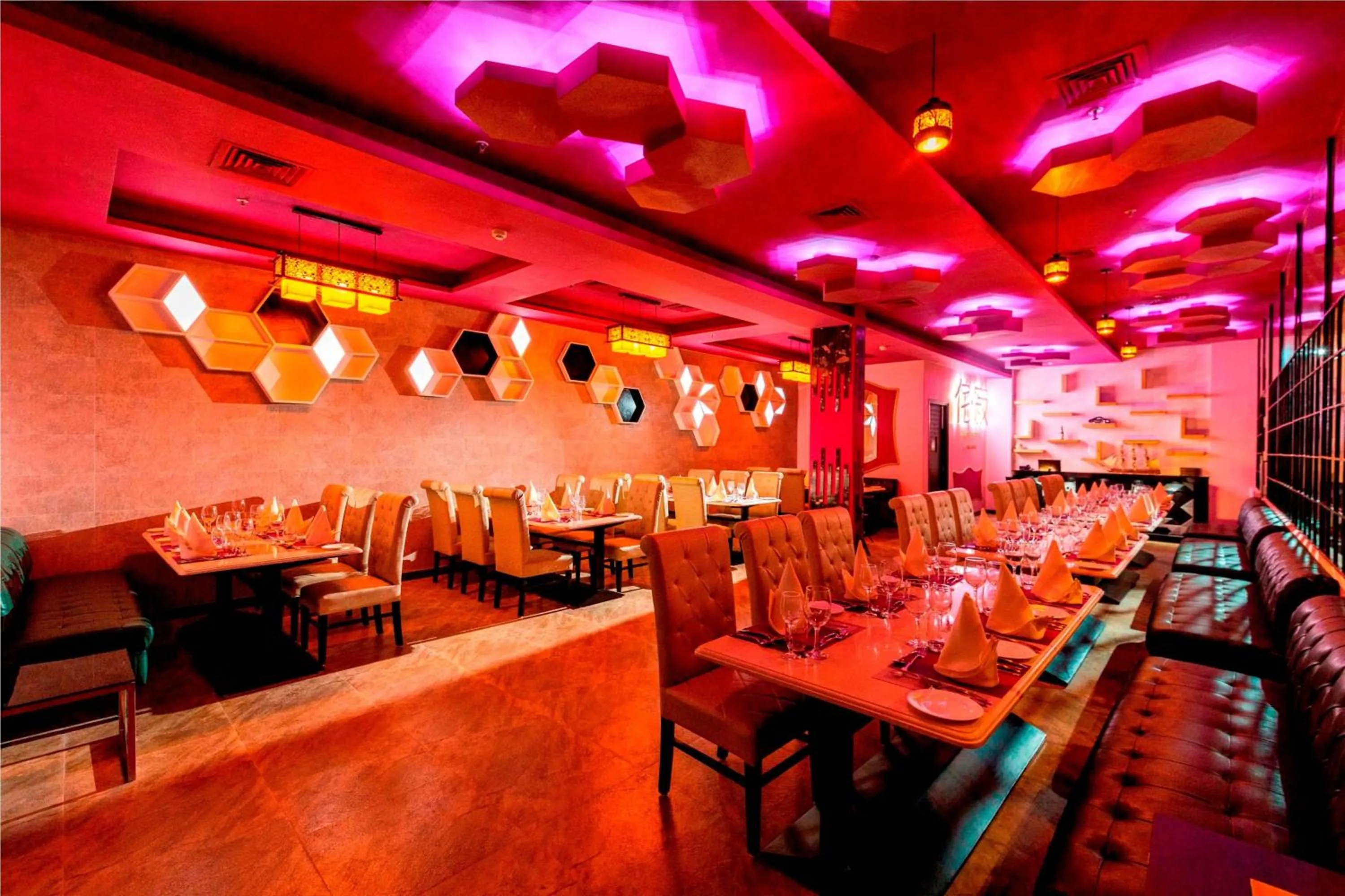 Restaurant/places to eat in Ramada Neemrana