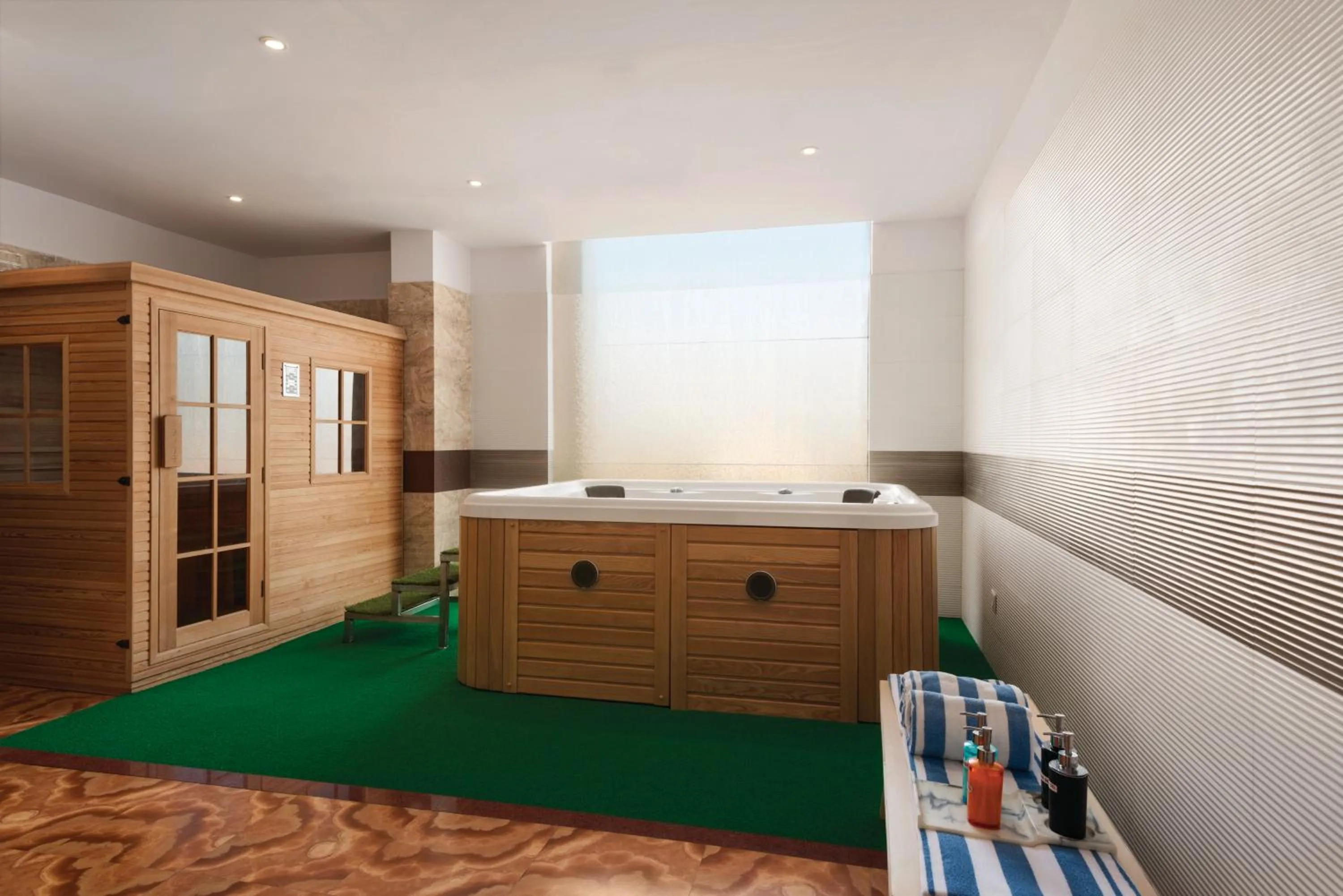 Hot Tub in Ramada Neemrana