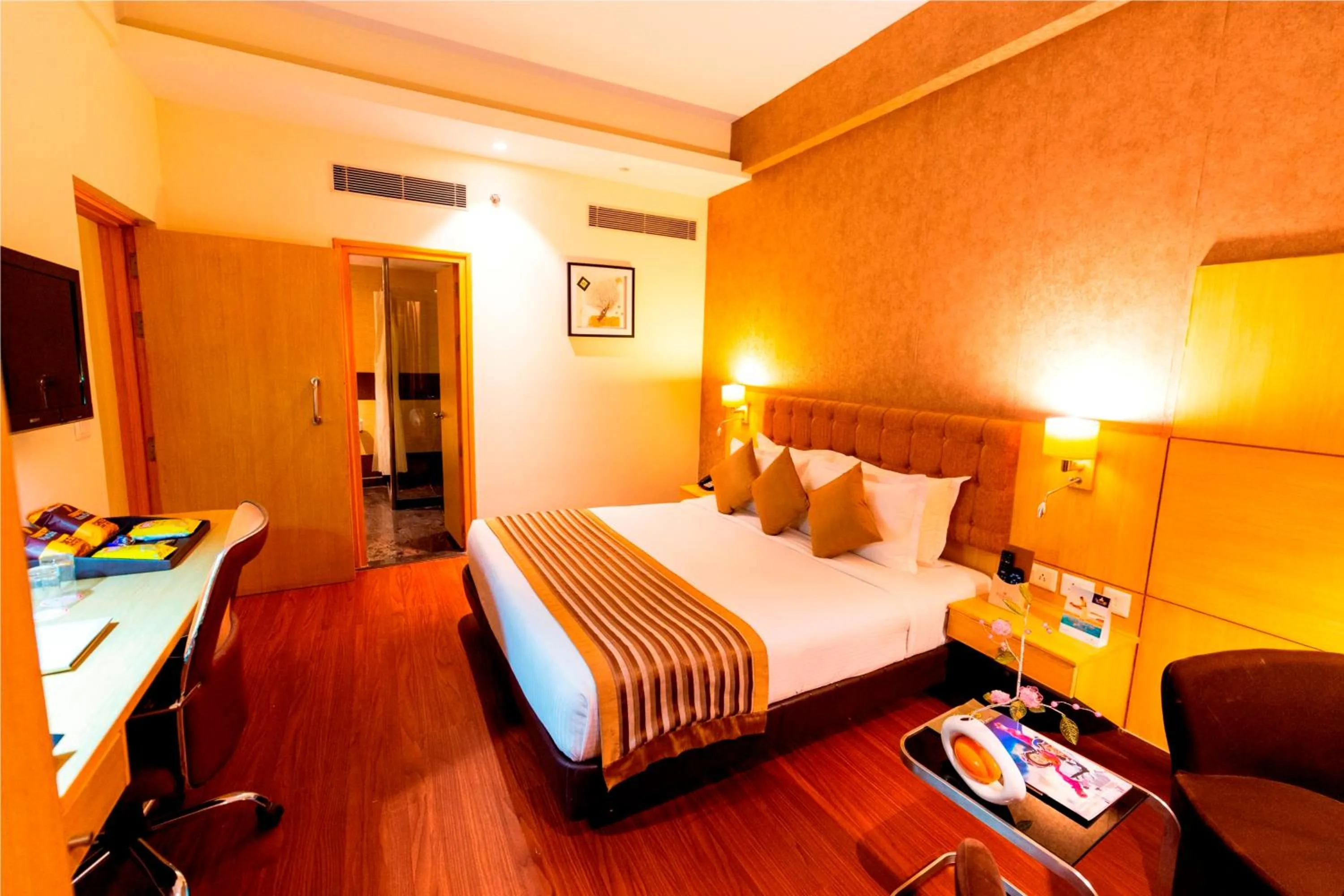 Bedroom, Bed in Ramada Neemrana