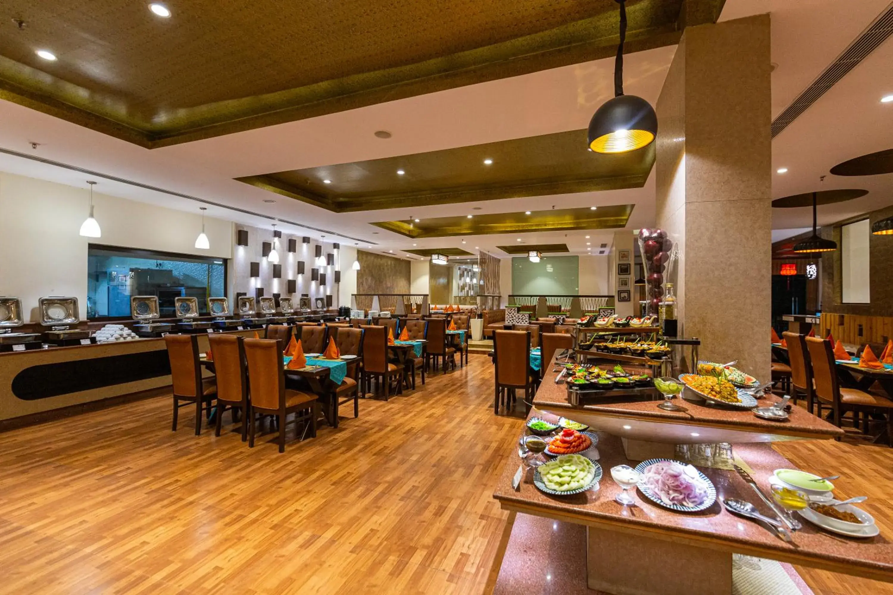 Restaurant/places to eat in Ramada Neemrana Restaurant/places to eat in Ramada Neemrana
