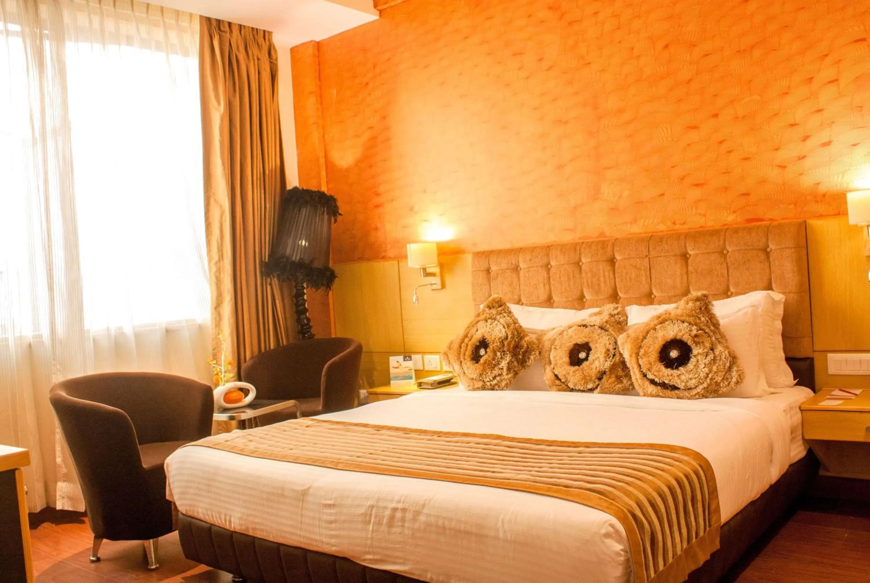 Photo of the whole room, Bed in Ramada Neemrana