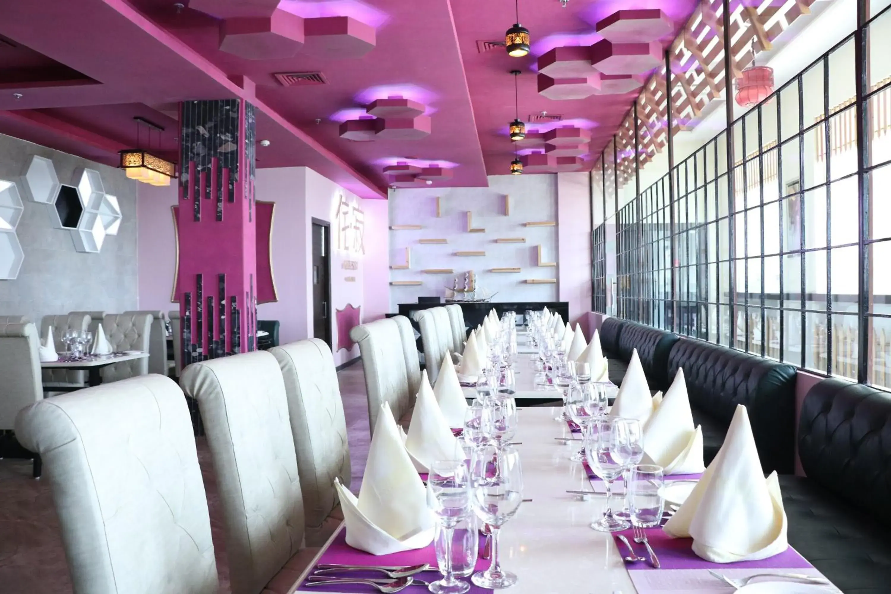 Restaurant/places to eat in Ramada Neemrana Restaurant/places to eat in Ramada Neemrana