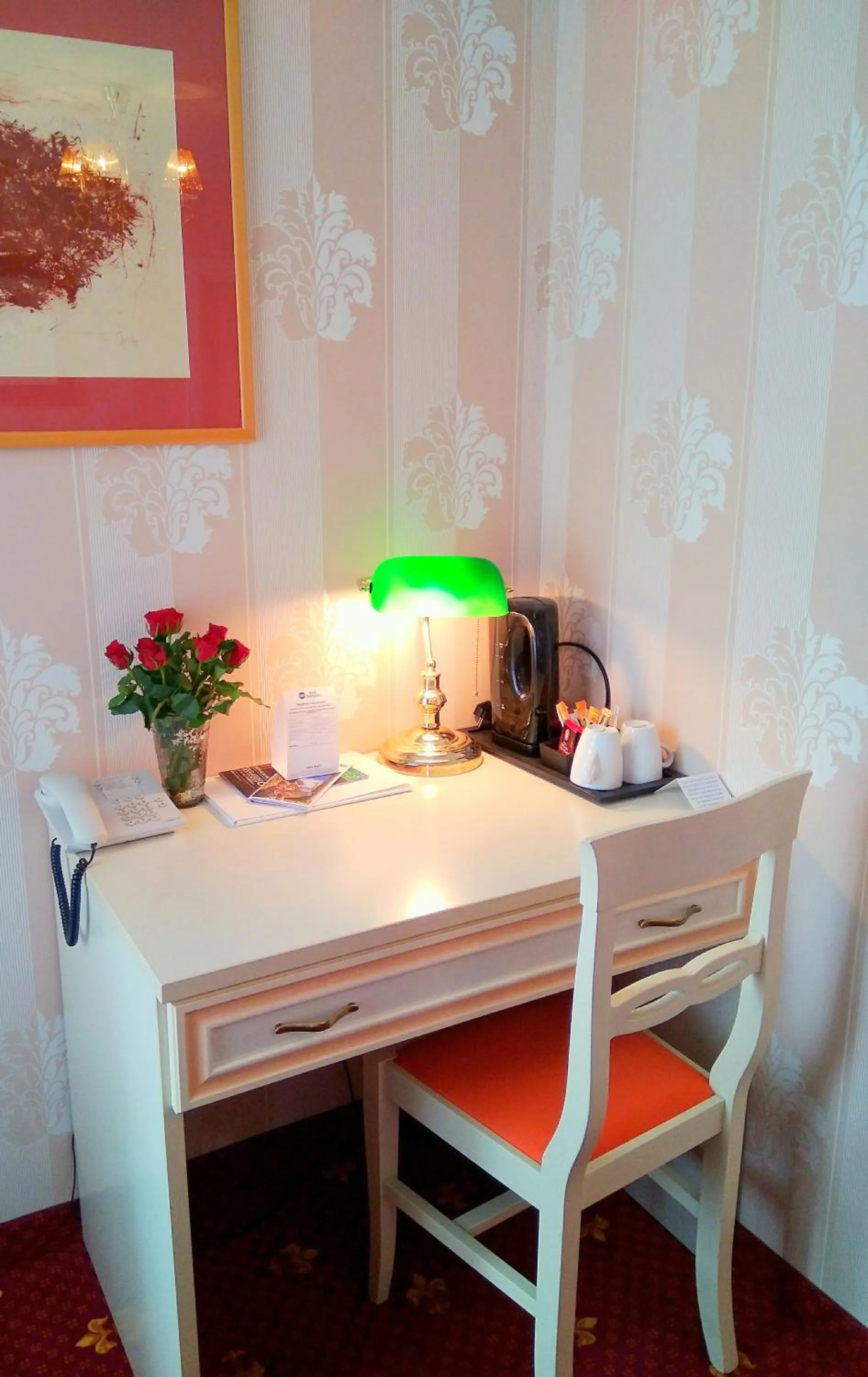 Living room in Alexa Hotel