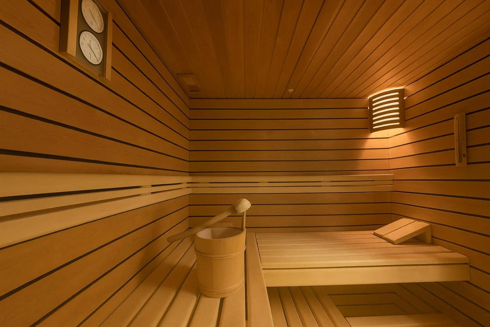Sauna in Hotel la Meridiana, Lake & SPA