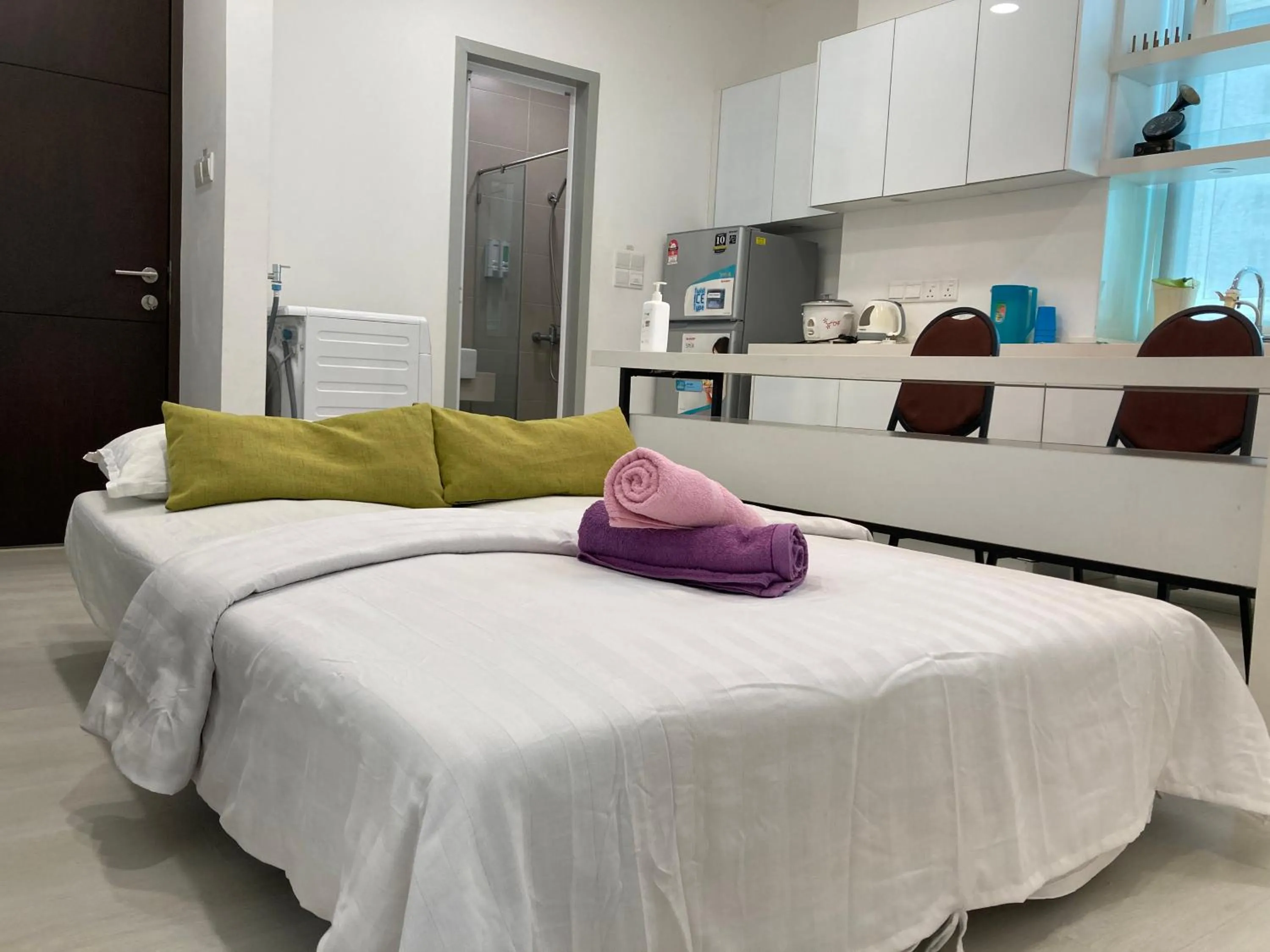 Bed in Straits Garden Suite Jelutong Georgetown