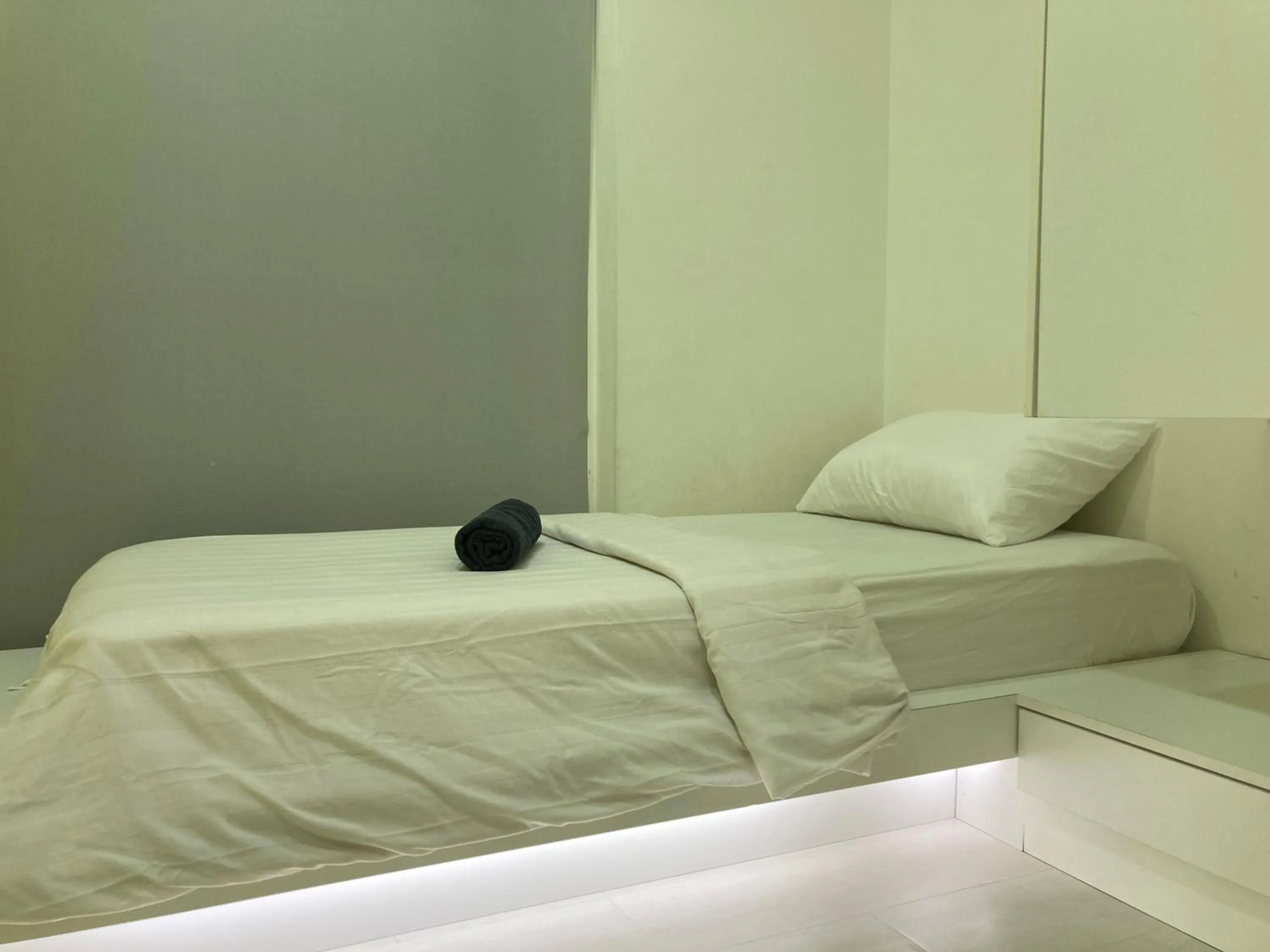 Bed in Straits Garden Suite Jelutong Georgetown