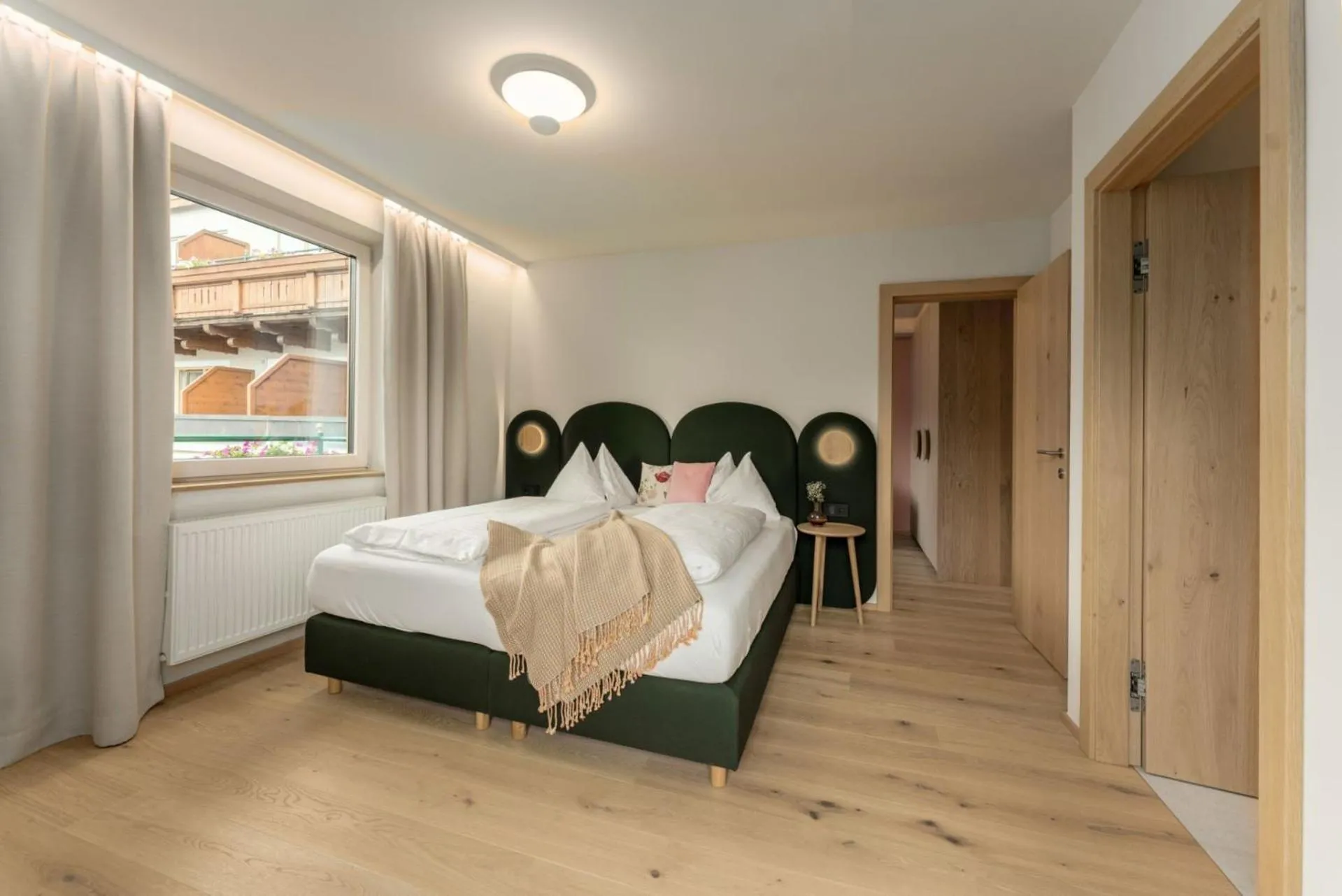 Photo of the whole room, Bed in Familienhotel Felsenhof