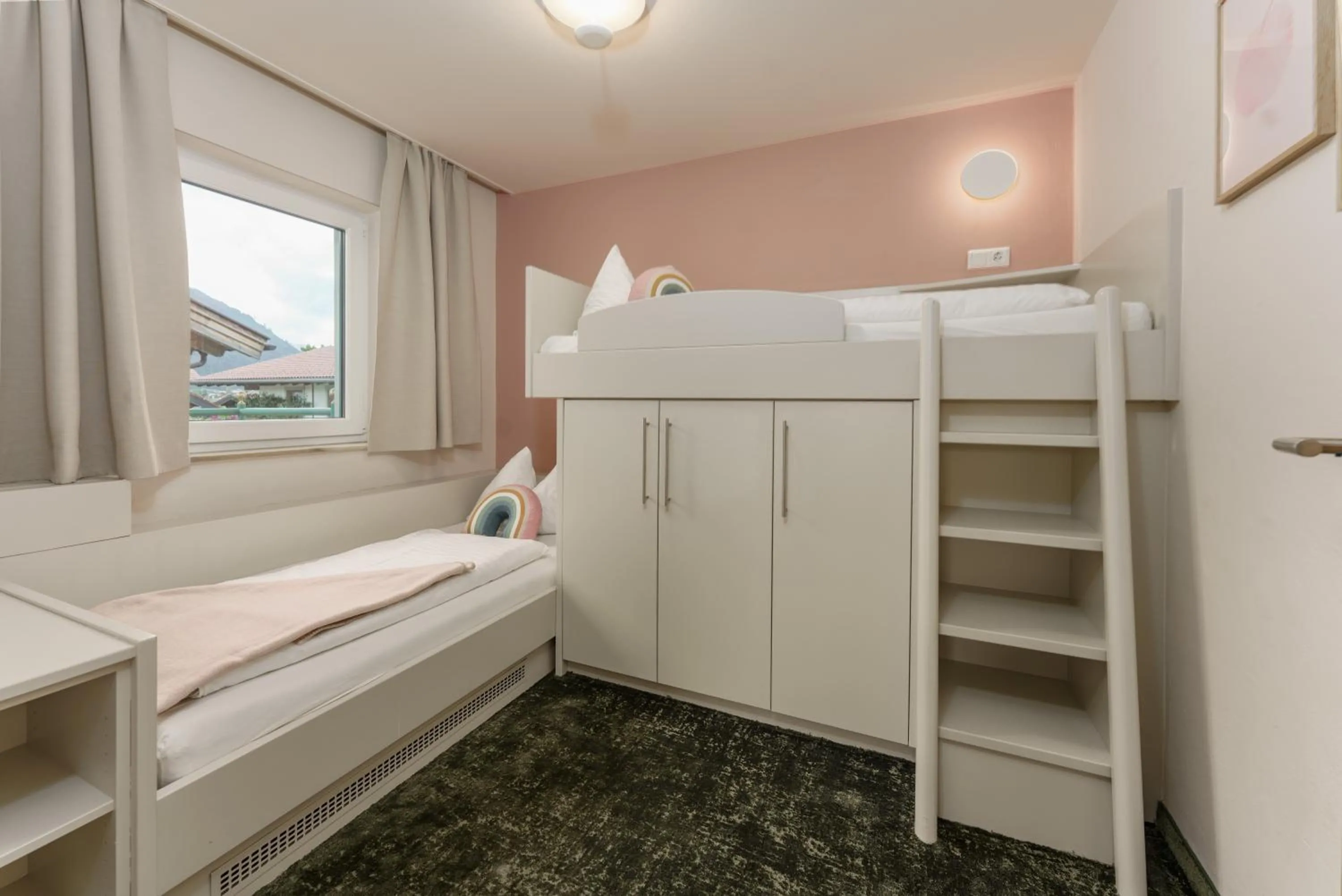 Photo of the whole room, Bed in Familienhotel Felsenhof