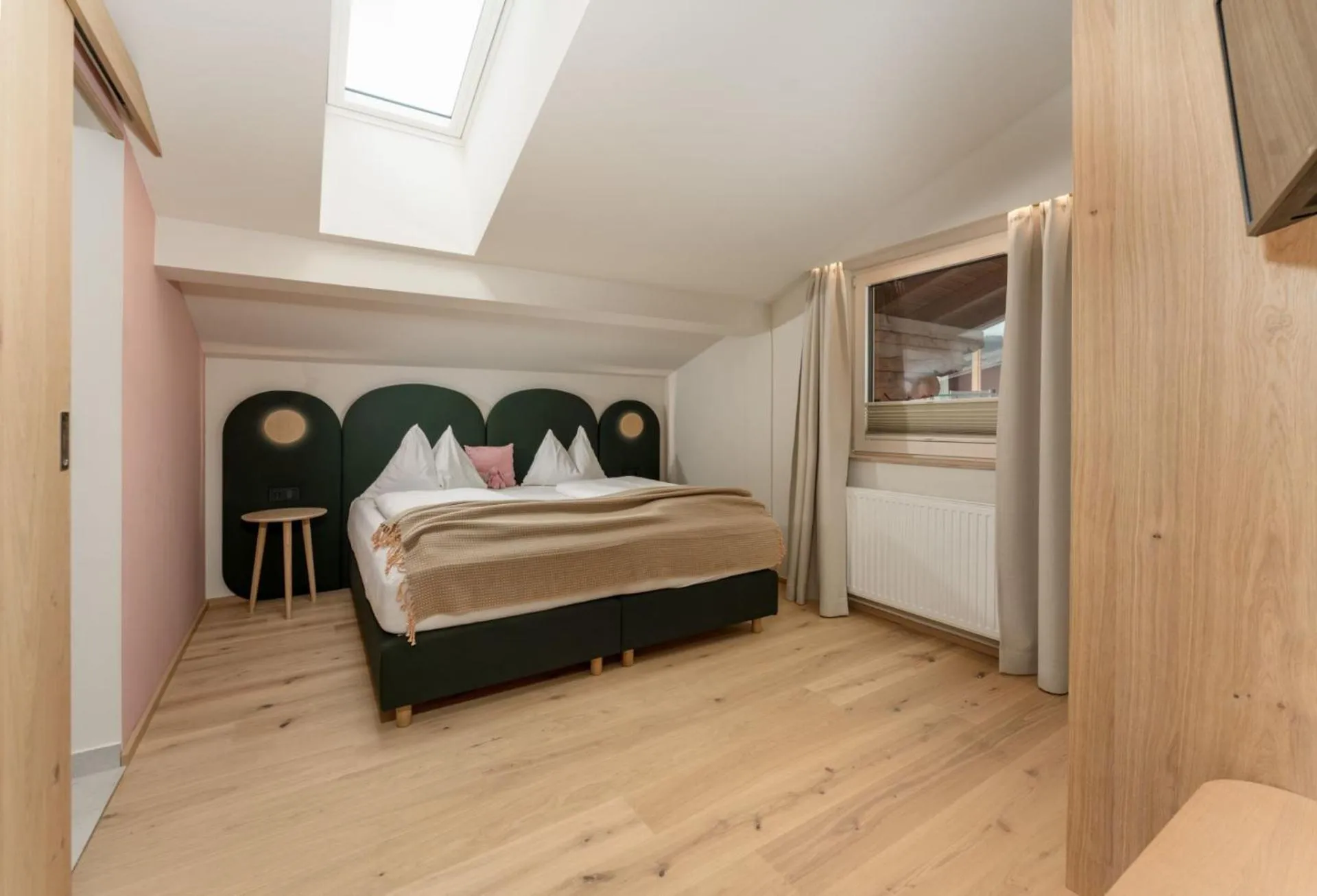 Bedroom, Bed in Familienhotel Felsenhof