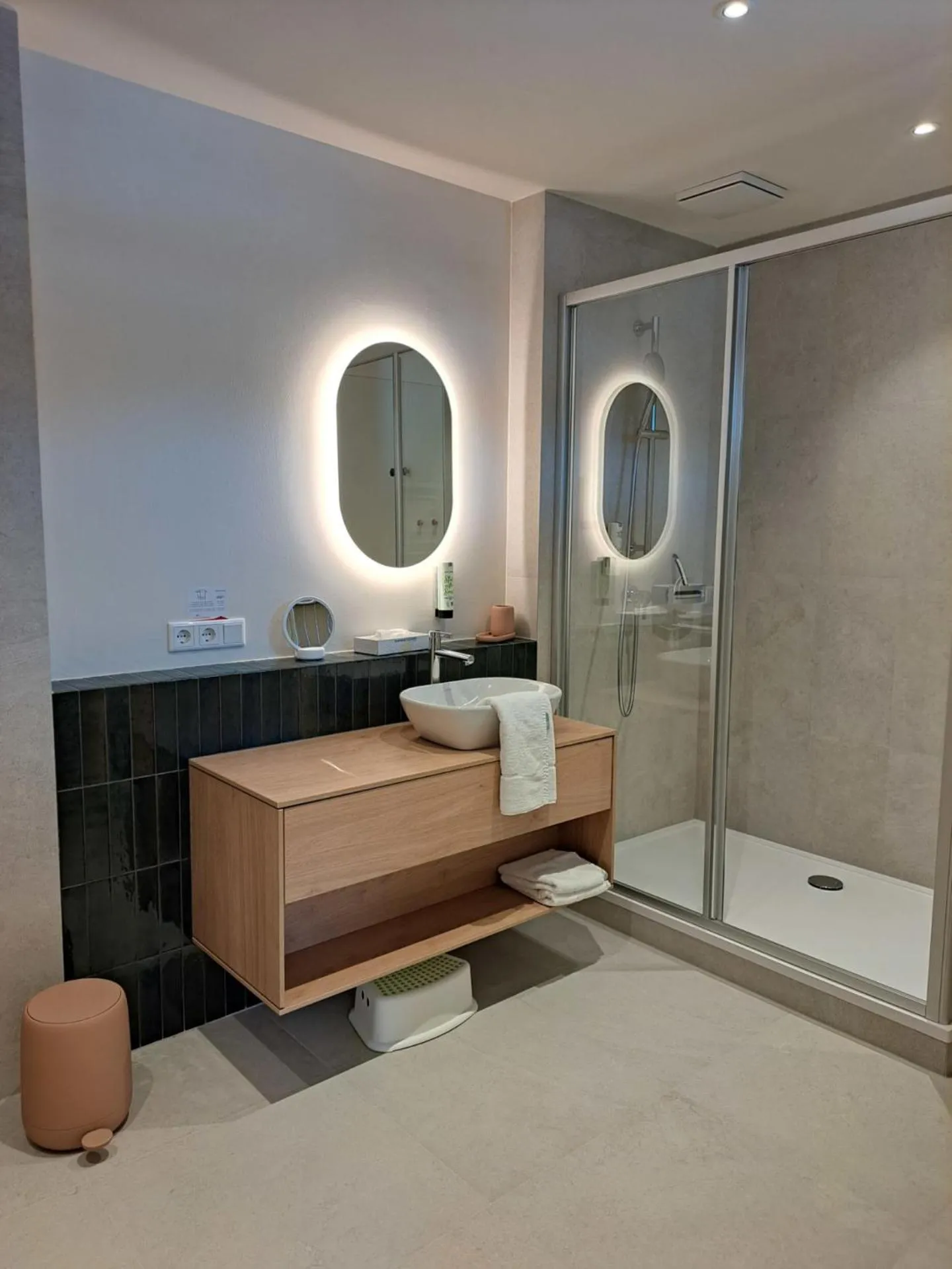 Bathroom in Familienhotel Felsenhof
