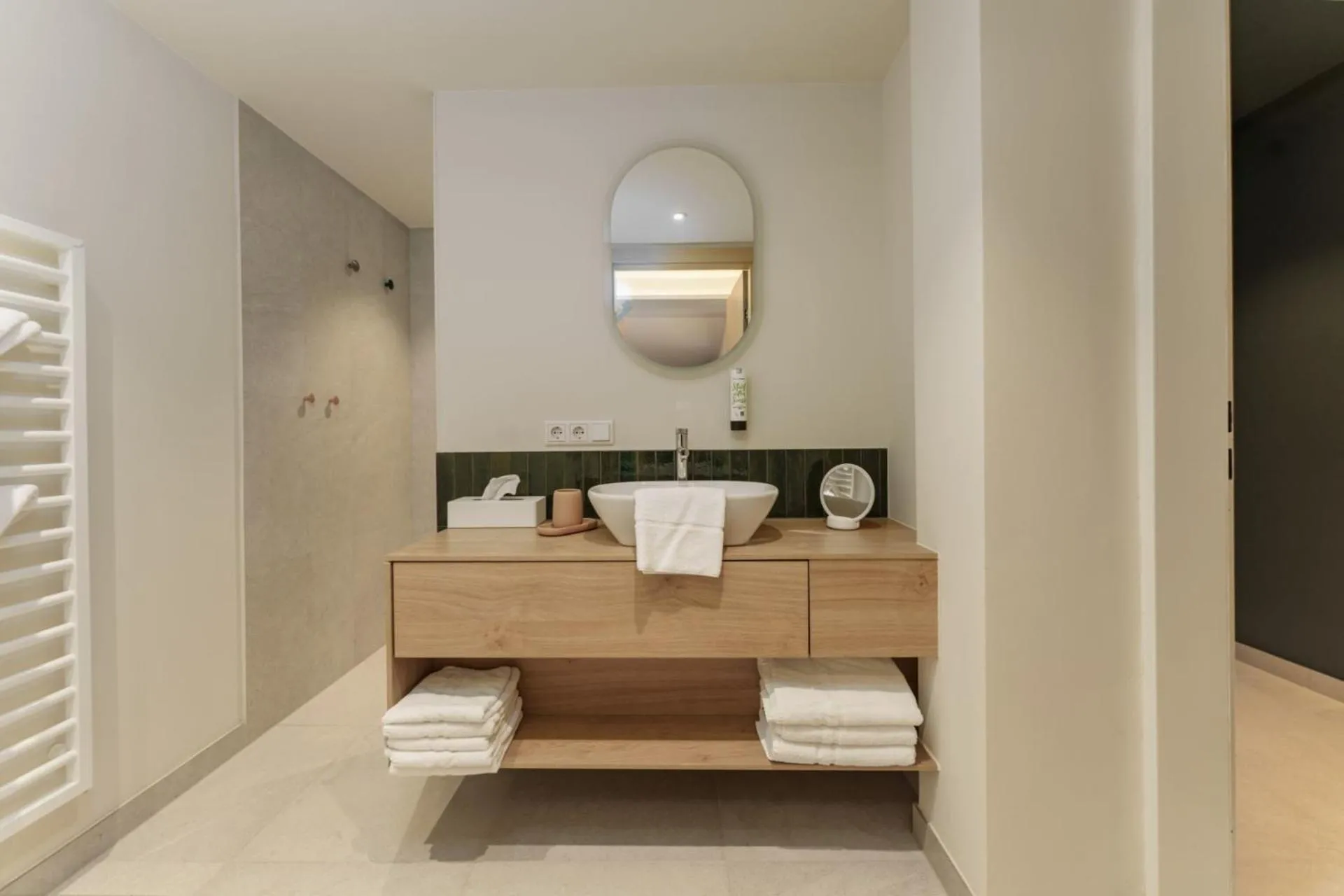 Bathroom in Familienhotel Felsenhof