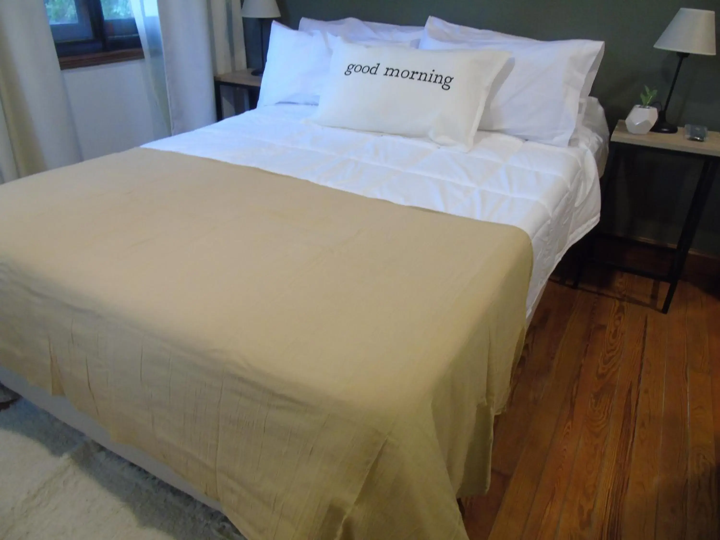 Decorative detail, Bed in RIO TIGRE HOTEL Decorative detail, Bed in RIO TIGRE HOTEL