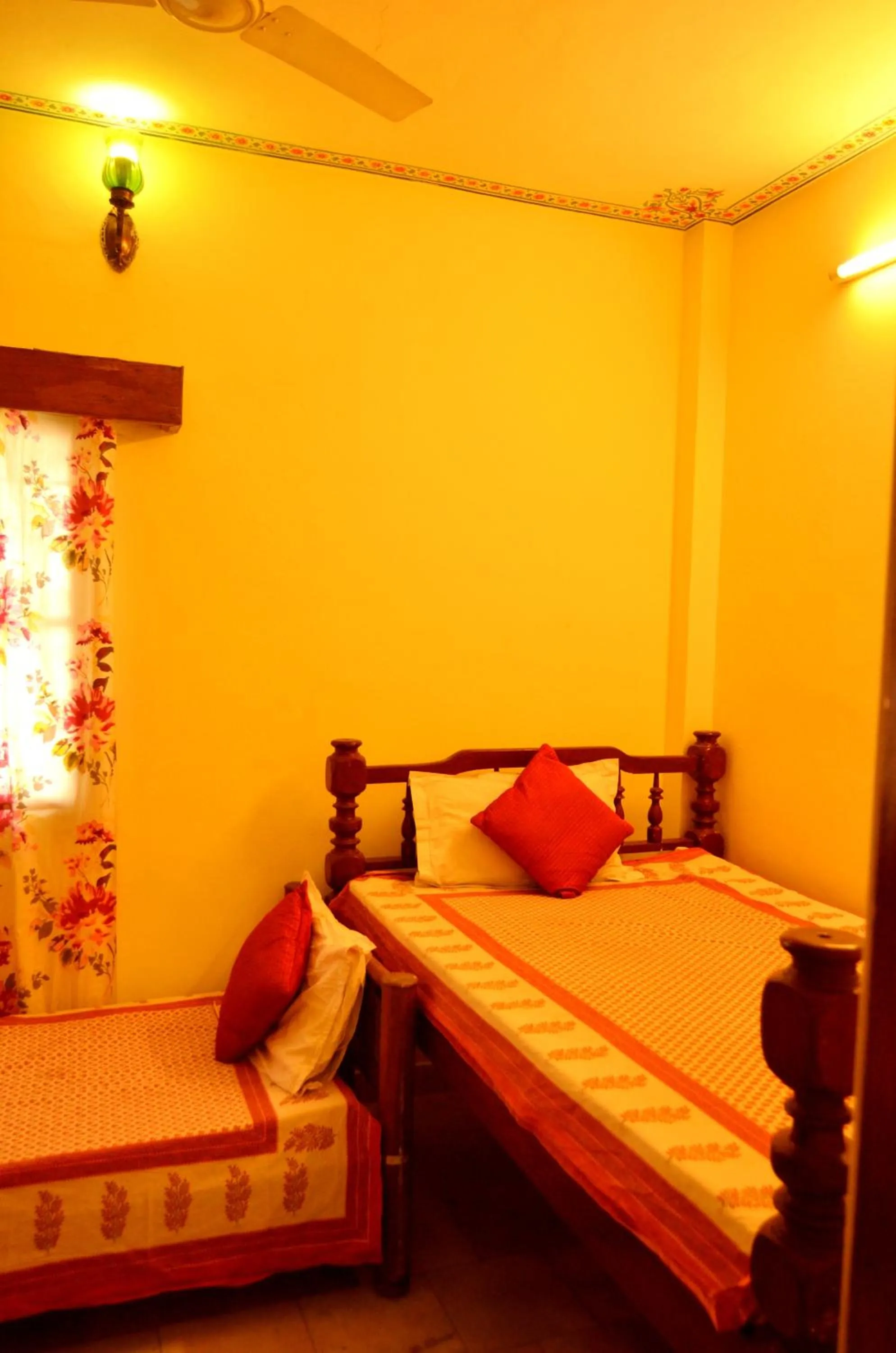 Bedroom, Bed in Sneh Deep Guest House
