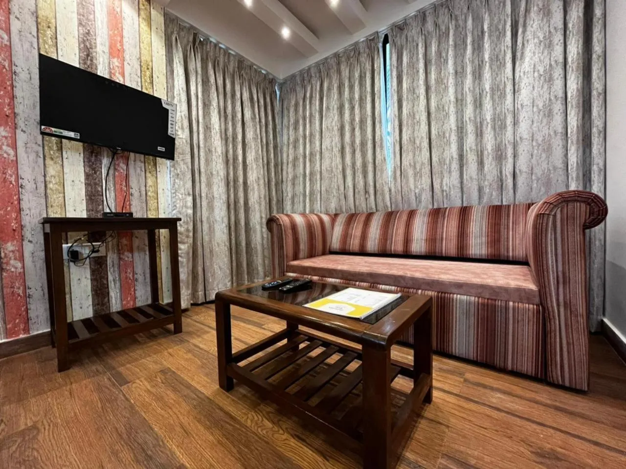 TV and multimedia in Santa Monica Resort - Calangute