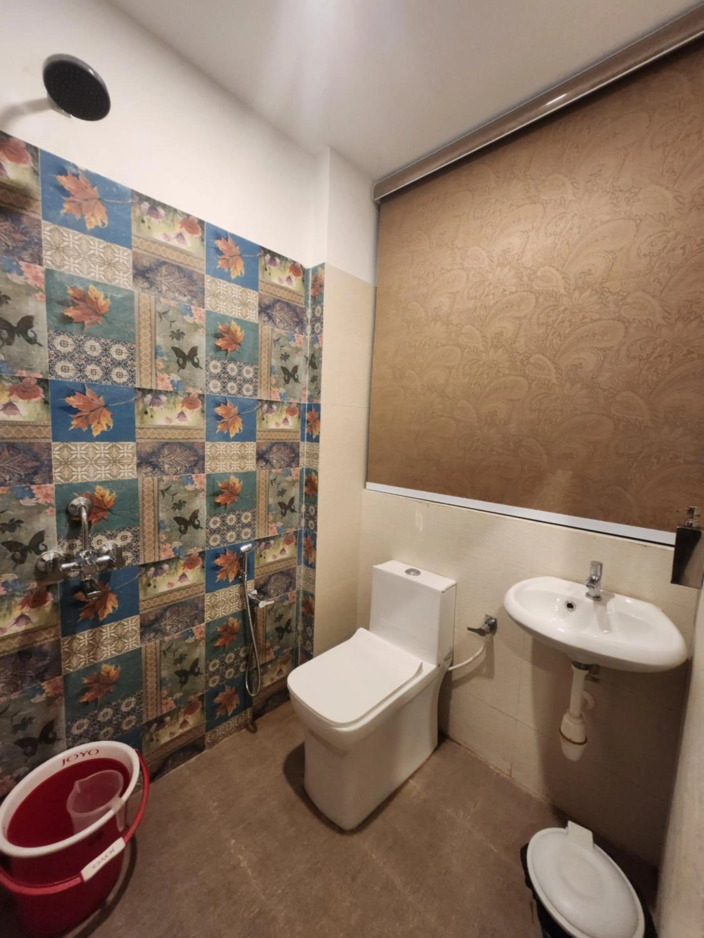 Bathroom in Santa Monica Resort - Calangute