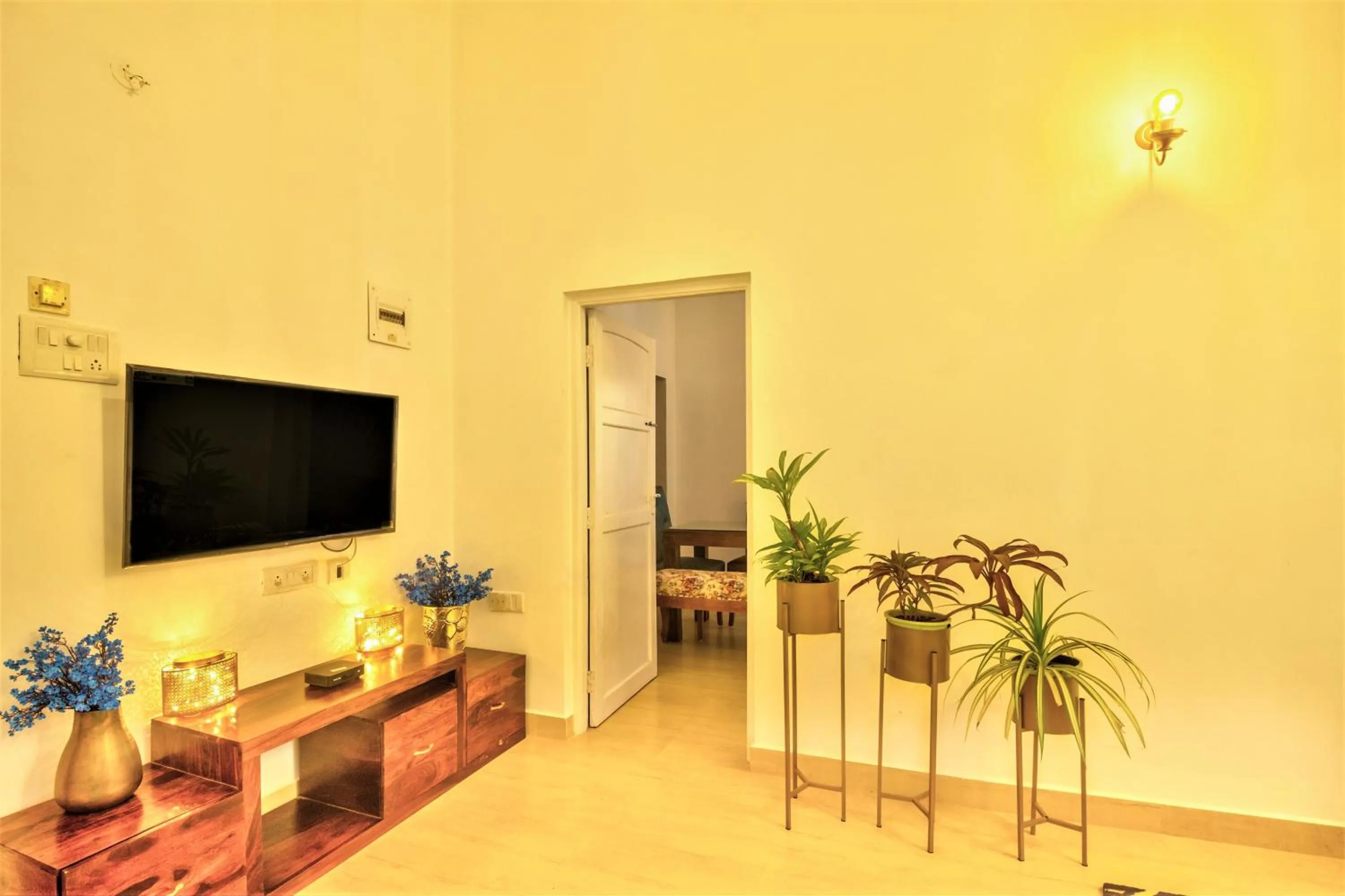 TV and multimedia in Santa Monica Resort - Calangute