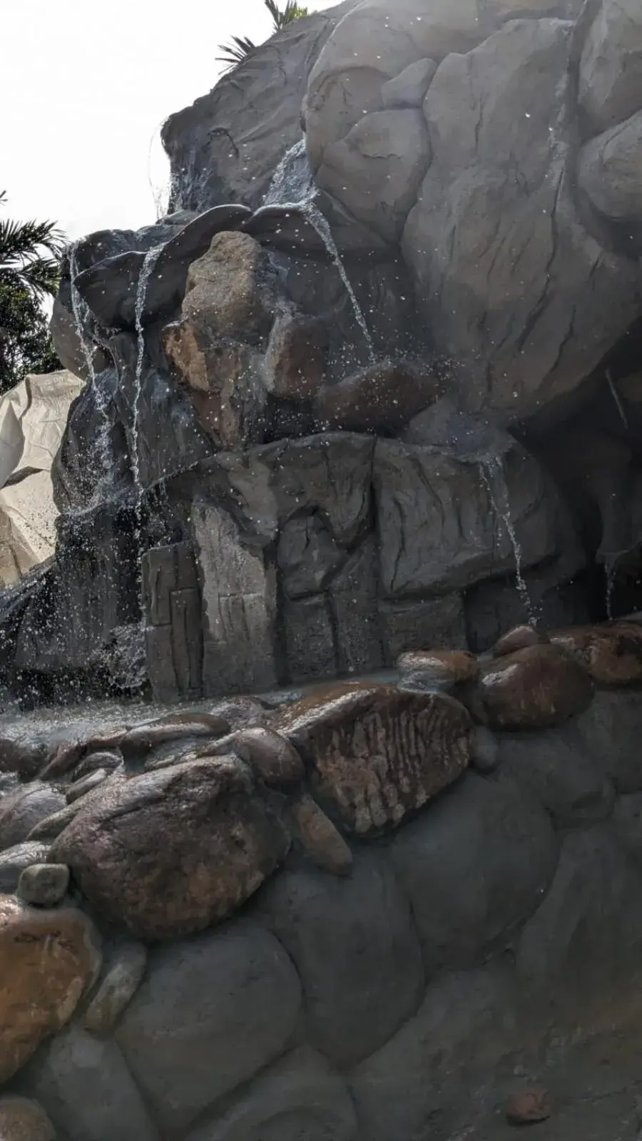 Garden view in Lake Palace Family Resort Kumarakom Garden view in Lake Palace Family Resort Kumarakom