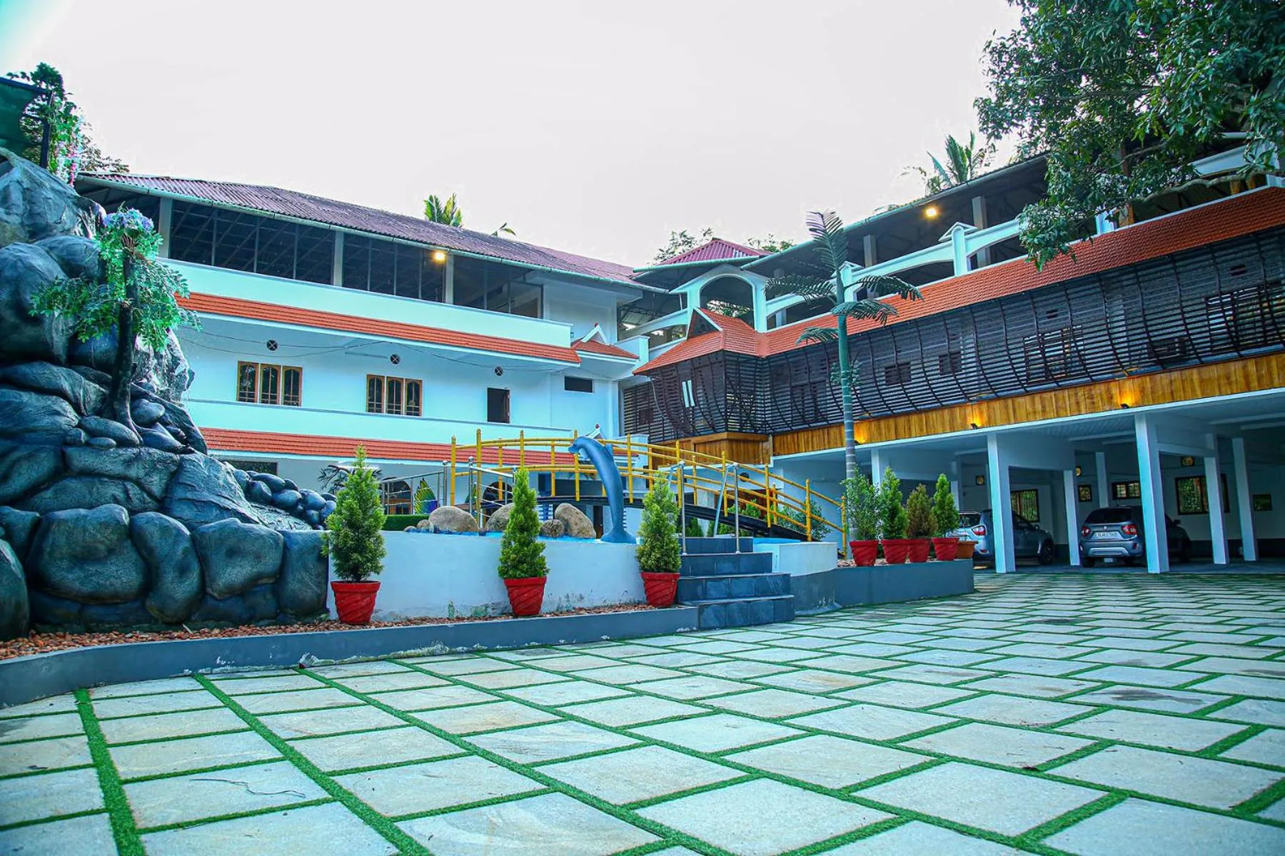 Property building in Lake Palace Family Resort Kumarakom