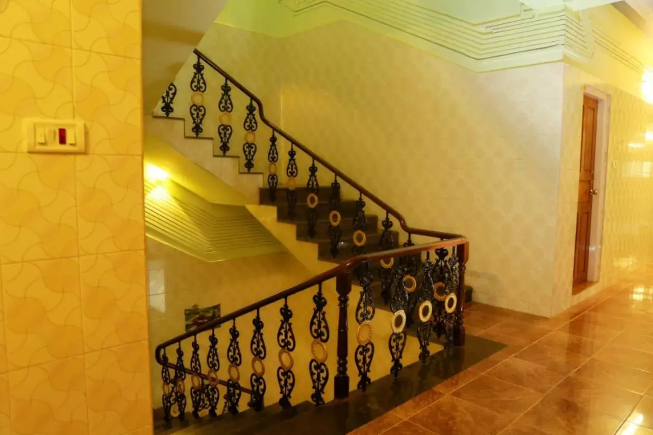 Property building in Lake Palace Family Resort Kumarakom Property building in Lake Palace Family Resort Kumarakom