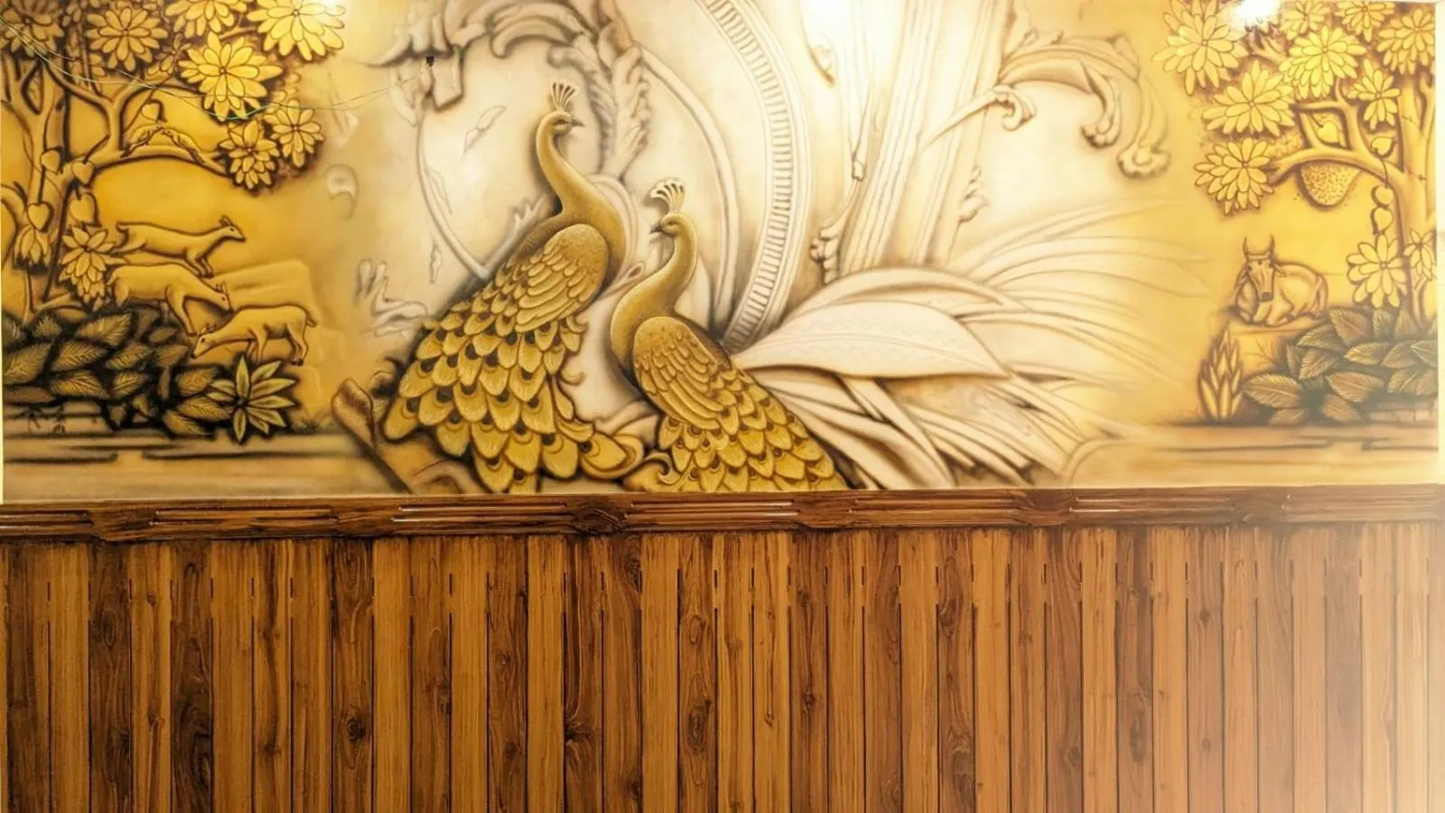 Living room in Lake Palace Family Resort Kumarakom