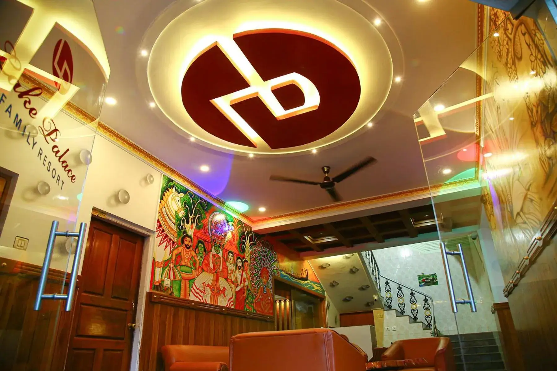 Living room in Lake Palace Family Resort Kumarakom Living room in Lake Palace Family Resort Kumarakom